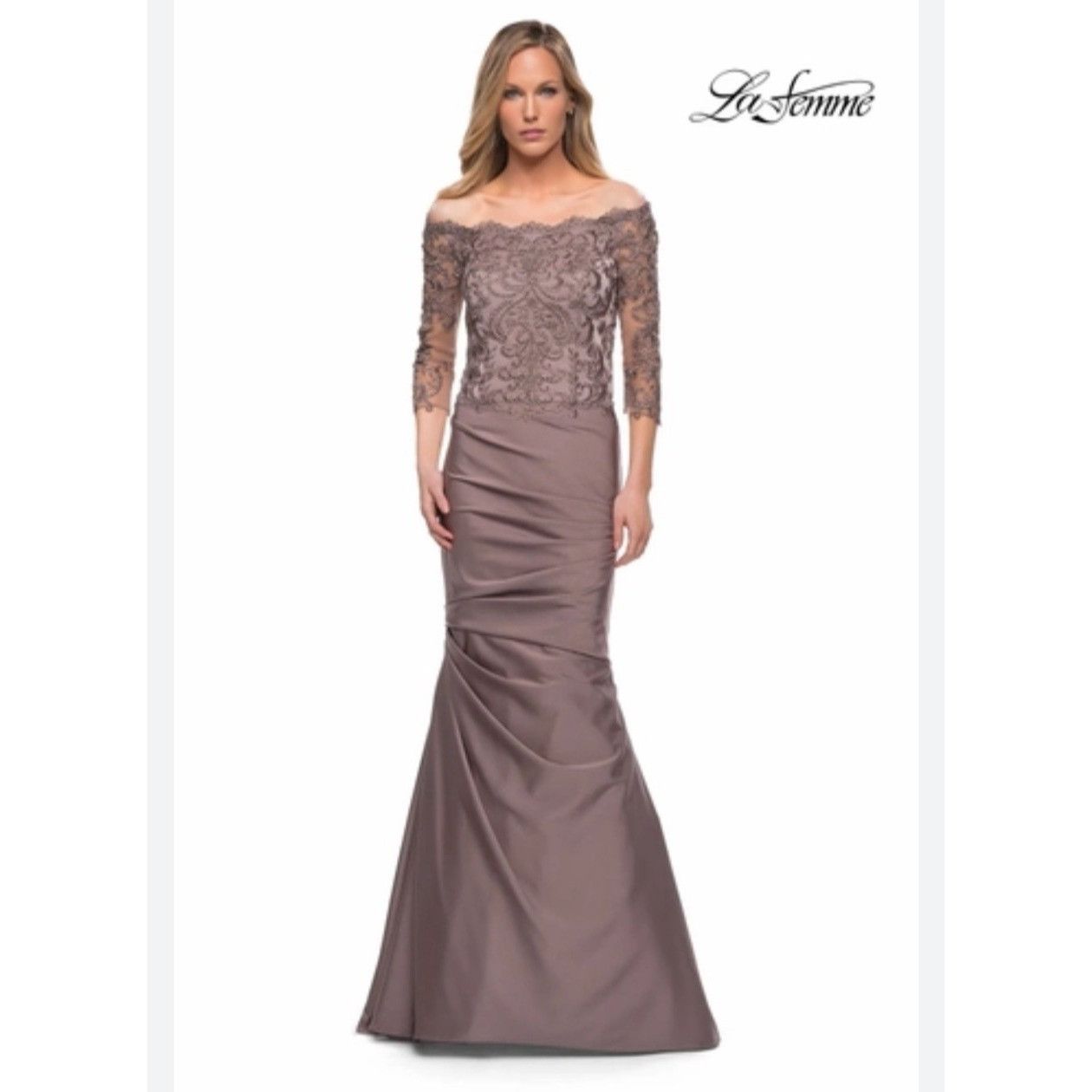 Other La Femme Off-The-Shoulder Gown With Lace Bodice & Satin Skir Size XL / US 12-14 / IT 48-50 - 9 Thumbnail