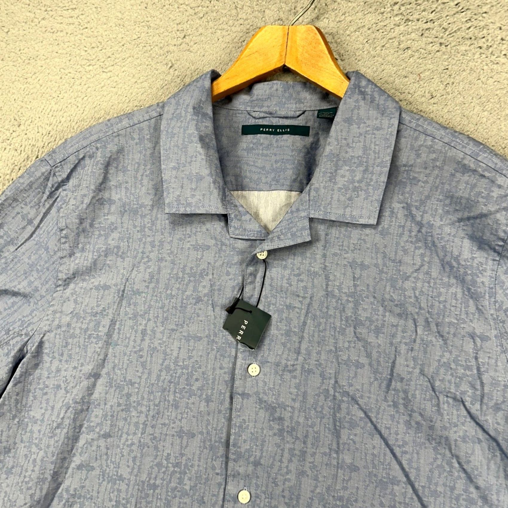 Perry Ellis Perry Ellis Button Up Shirt Mens 2XL Blue Camo Short Sleeve Casual New Size US XXL / EU 58 / 5 - 2 Thumbnail