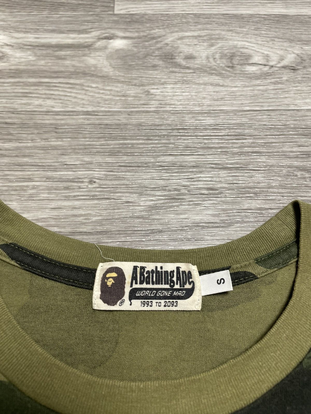 Bape Bape 1st Camo Shark T-Shirt Size US S / EU 44-46 / 1 - 11 Thumbnail