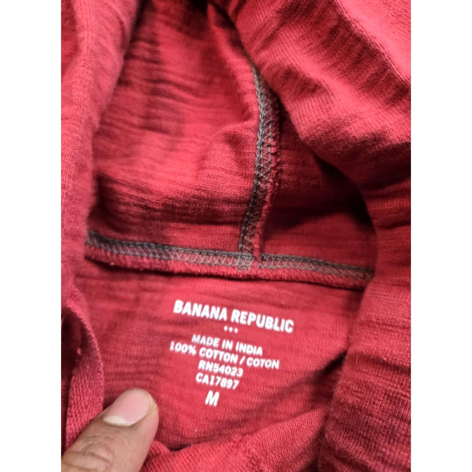 Banana Republic Banana Republic Hoodie Mens Medium Red Henley Pullover Sweatshirt Cotton Casual Knit Button Pullover Hooded Pockets All Seasons Size US M / EU 48-50 / 2 - 4 Thumbnail