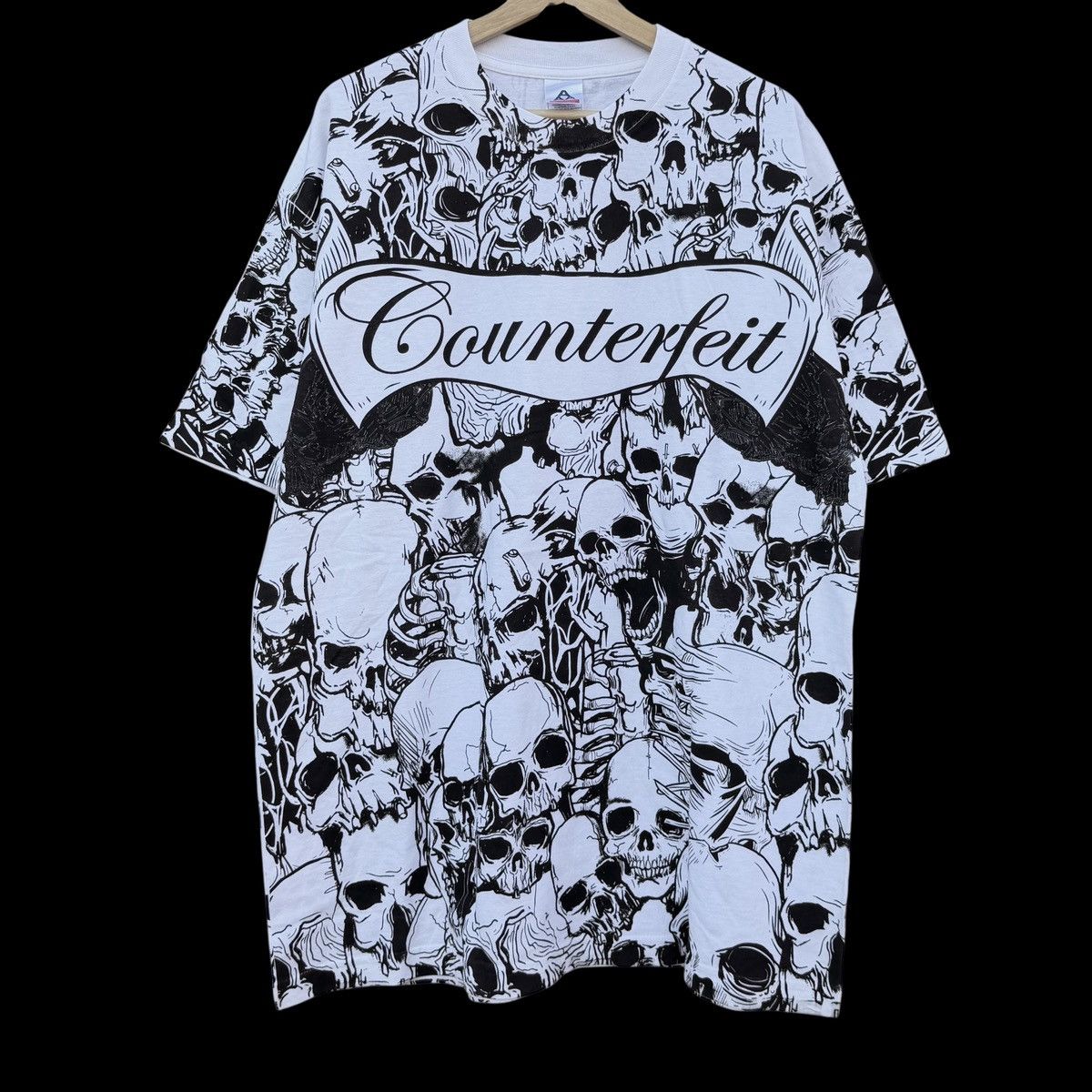 Other Vintage Y2K Skulls AOP T-Shirt XL White Cyber Grunge Gothic Size US XL / EU 56 / 4 - 1 Thumbnail
