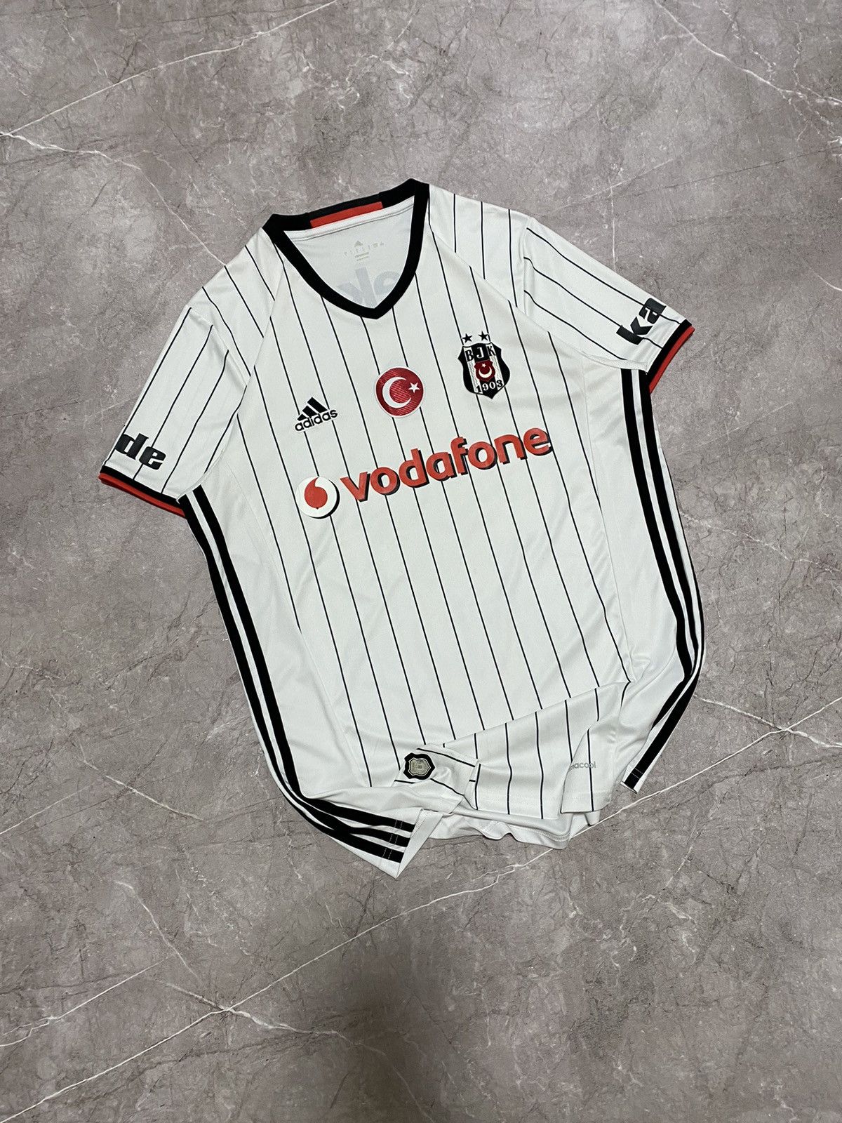 Adidas × Vintage Vintage 2016 Adidas FC Besiktas #99 Martin JR Soccer Jersey Size US L / EU 52-54 / 3 - 2 Thumbnail