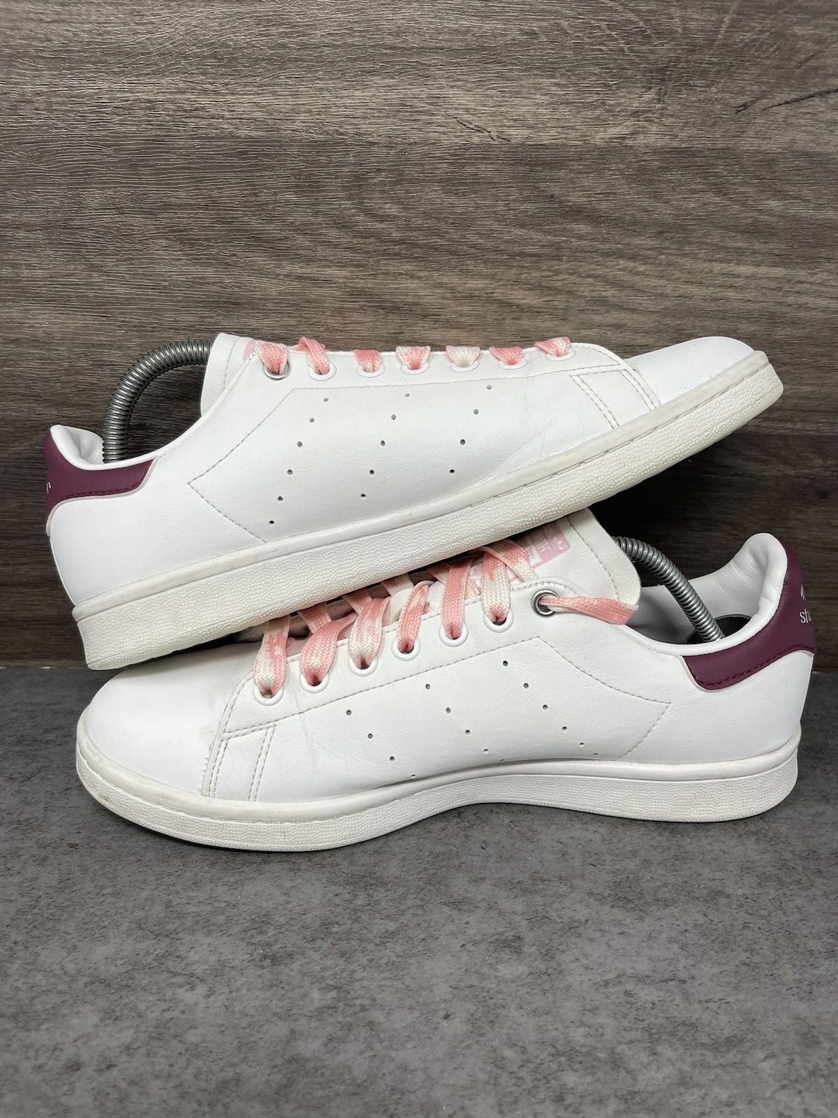 Adidas Adidas Stan Smith Shoes Womens Size 9 Hearts White Victory Size US 9 / IT 39 - 7 Thumbnail