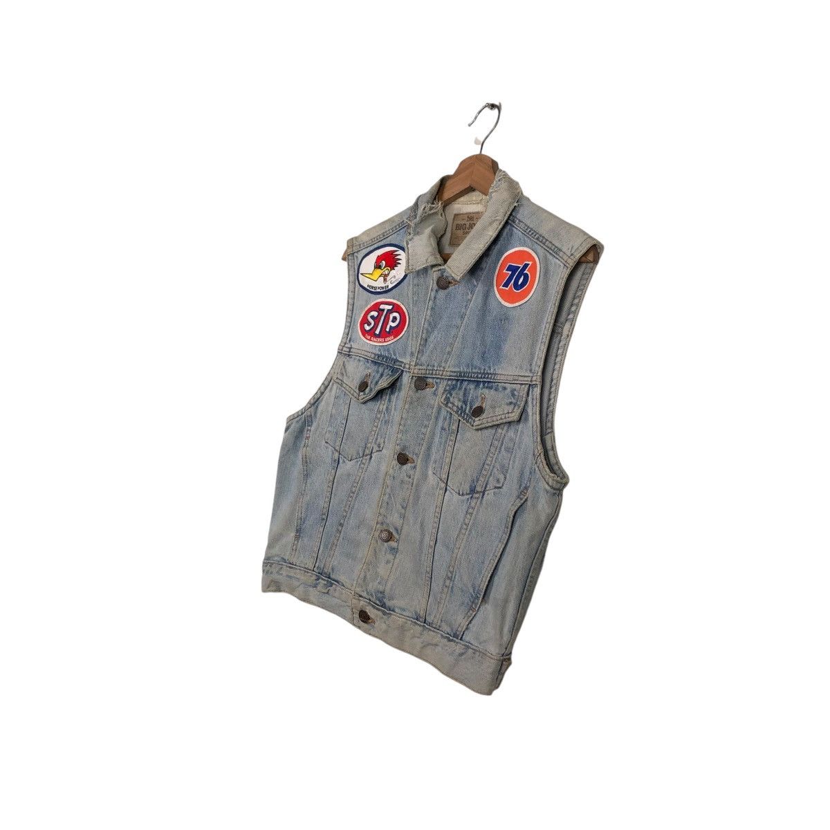 Japanese Brand 🔥DISTRESSED DENIM TANK TOP SLEEVELESS BIG JOHN USA PATCHES Size US M / EU 48-50 / 2 - 4 Thumbnail