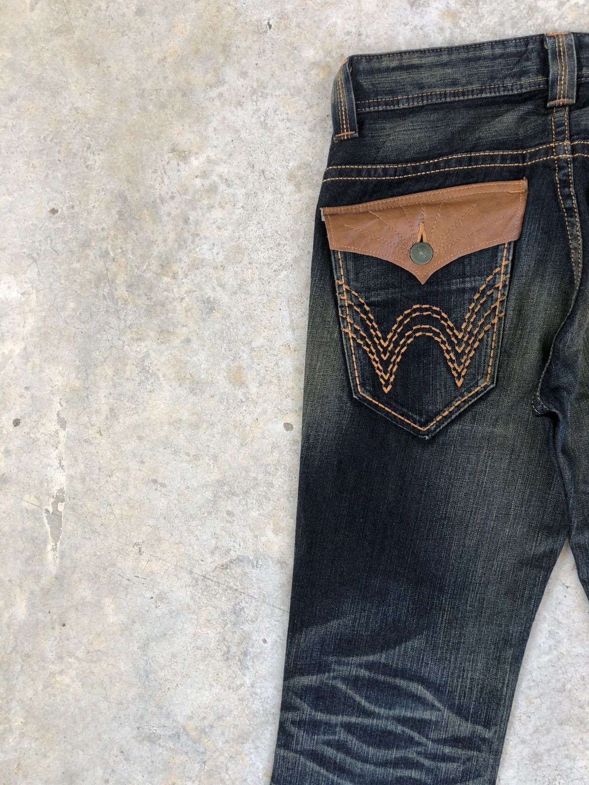 Who Decides War Edwin XU Flared Jeans Mudwash Distressed Size US 30 / EU 46 - 9 Thumbnail