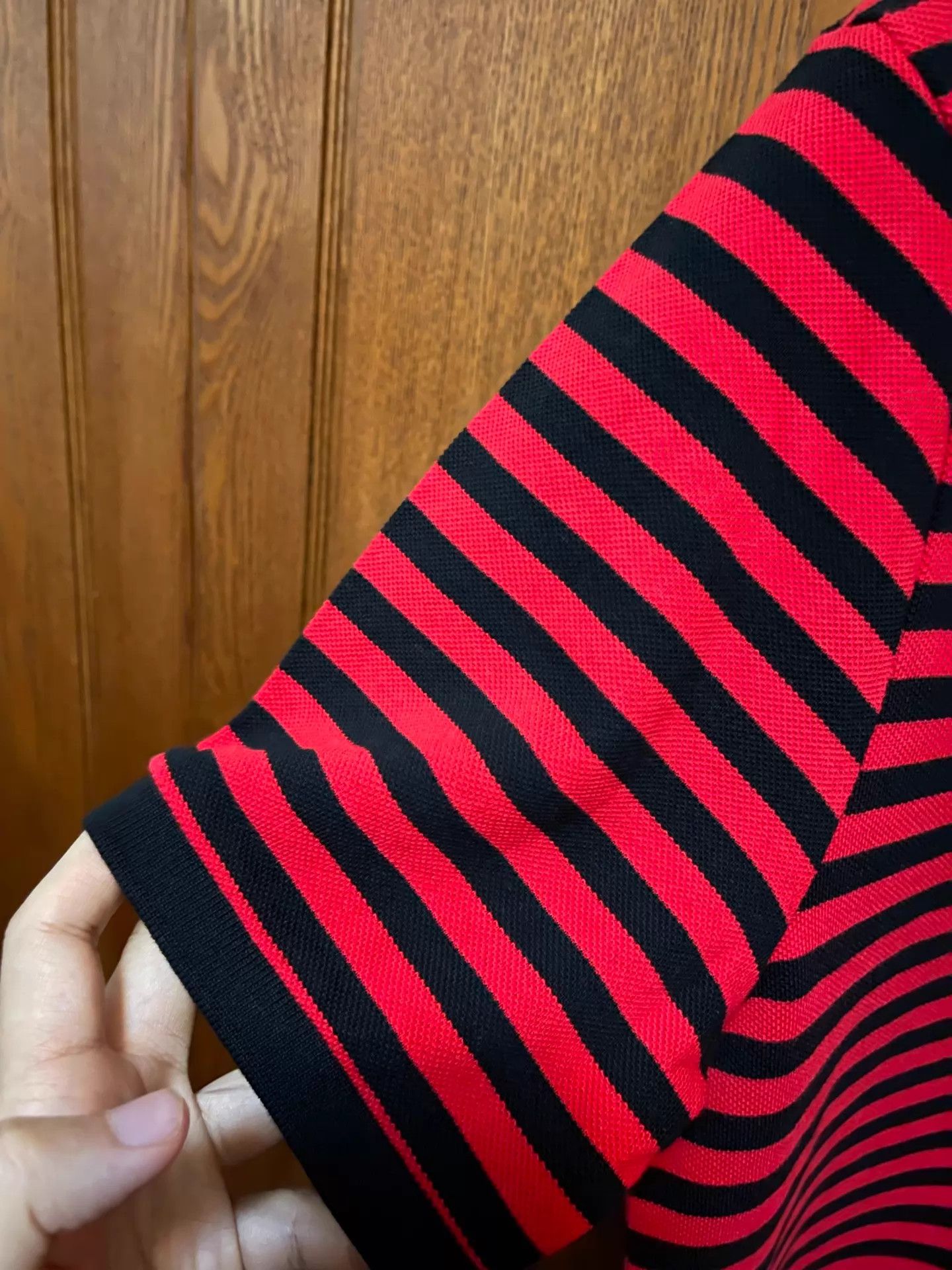 Gucci Gucci Red Black Stripe Fitted Polo L (Italy) Size US L / EU 52-54 / 3 - 5 Thumbnail