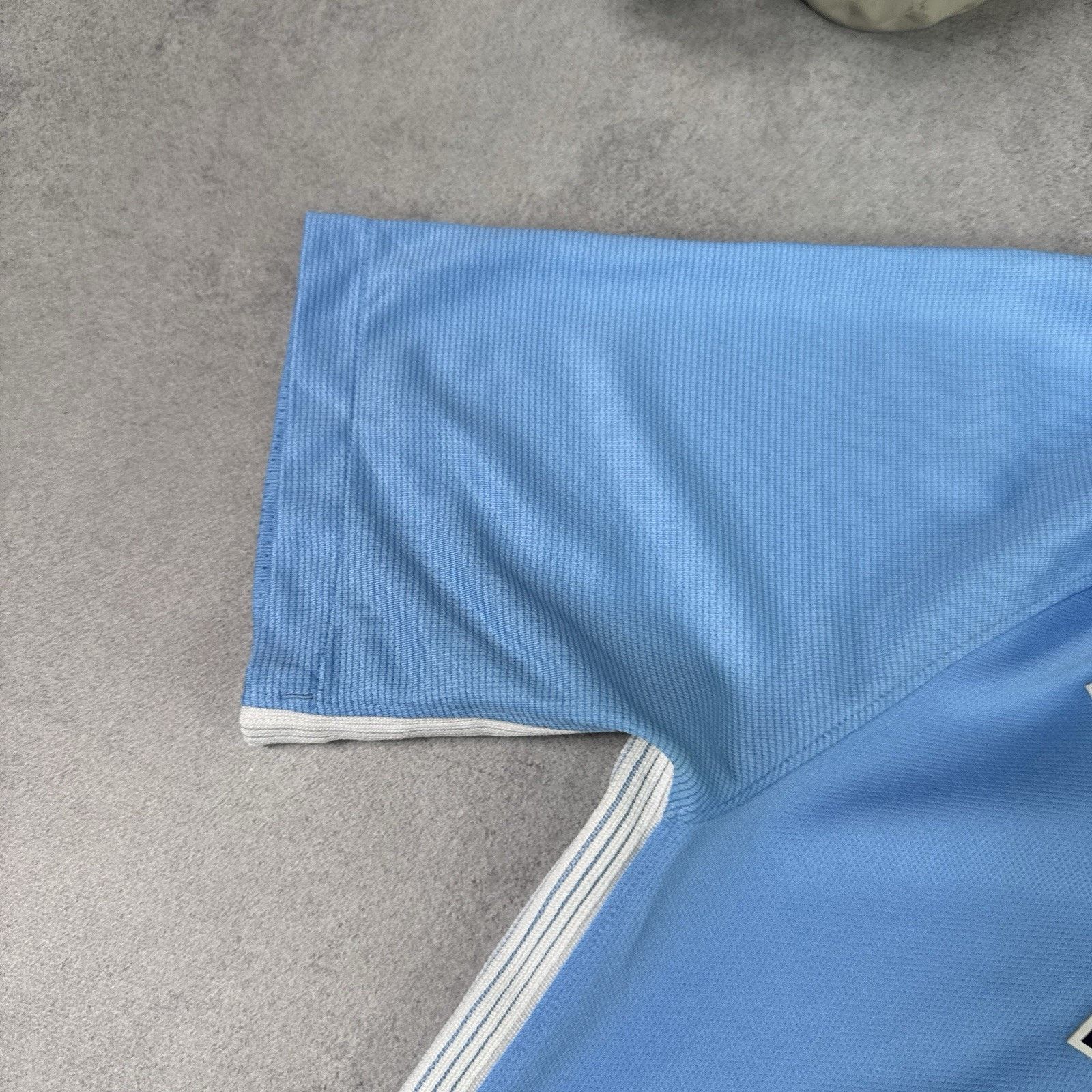 Nike Manchester City Nike 2017 2018 #17 De Bruyne Soccer Jersey Size US S / EU 44-46 / 1 - 16 Thumbnail
