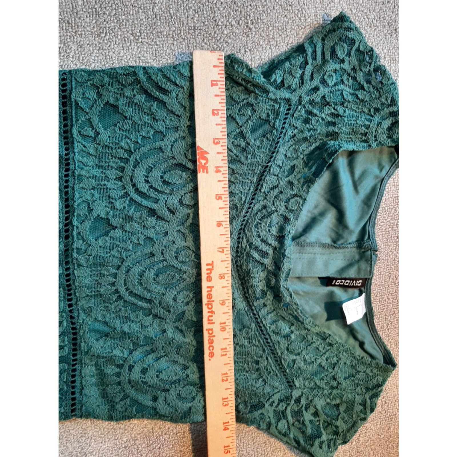 Vintage Divided Green Knee Length Short Sleeve Laced Dress Size 4 User: Divided Green Knee Length Short Sleeve Laced Dress Size 4 Size 27" / US 4 / IT 40 - 4 Thumbnail
