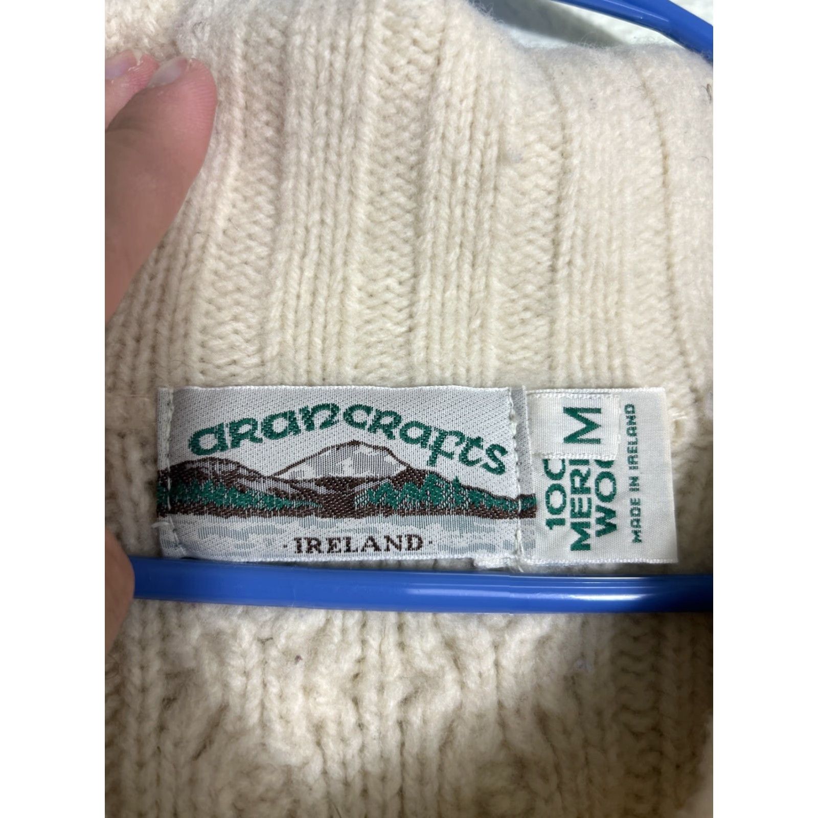 Vintage VINTAGE Aran Crafts Ireland Cardigan Womens Medium Wool Ivory Button Knit Size M / US 6-8 / IT 42-44 - 6 Thumbnail