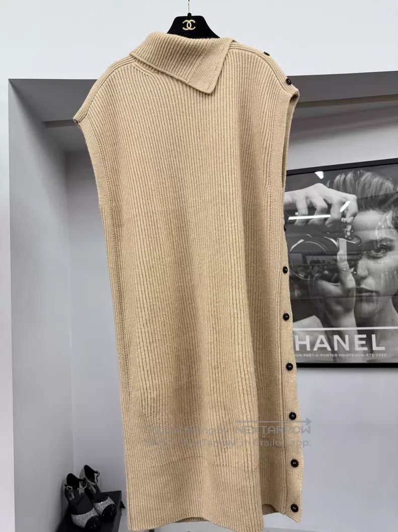 Hermes Hermes Camel hair side button knitted dress Size S / US 4 / IT 40 - 1 Thumbnail