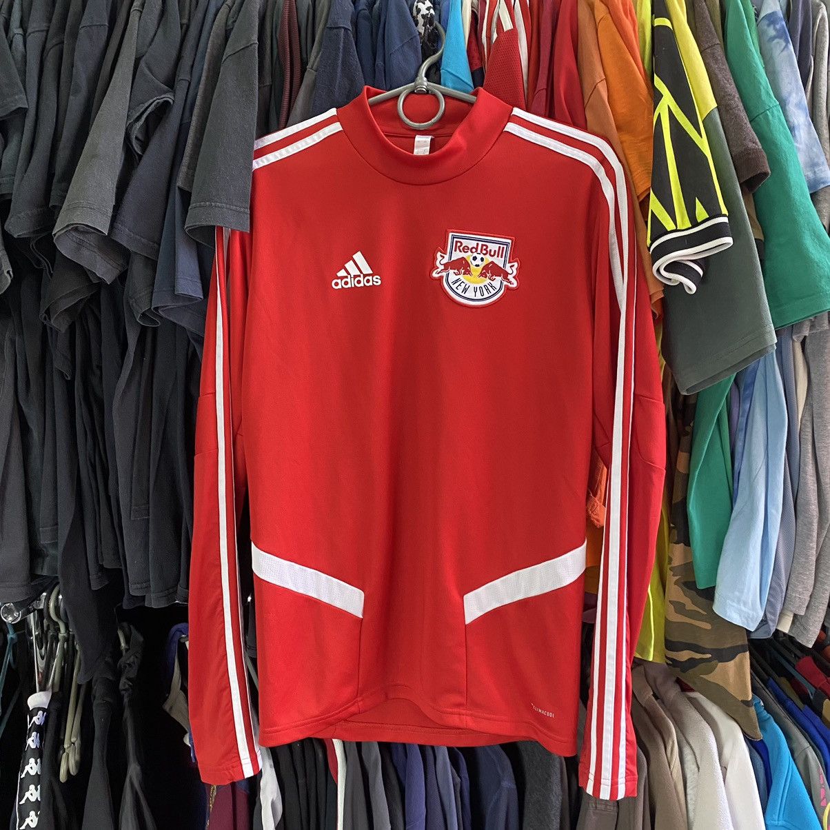 Red Bull Men’s Red Bull team Small Logo soccer training sweatshirt Size US XS / EU 42 / 0 - 1 Thumbnail