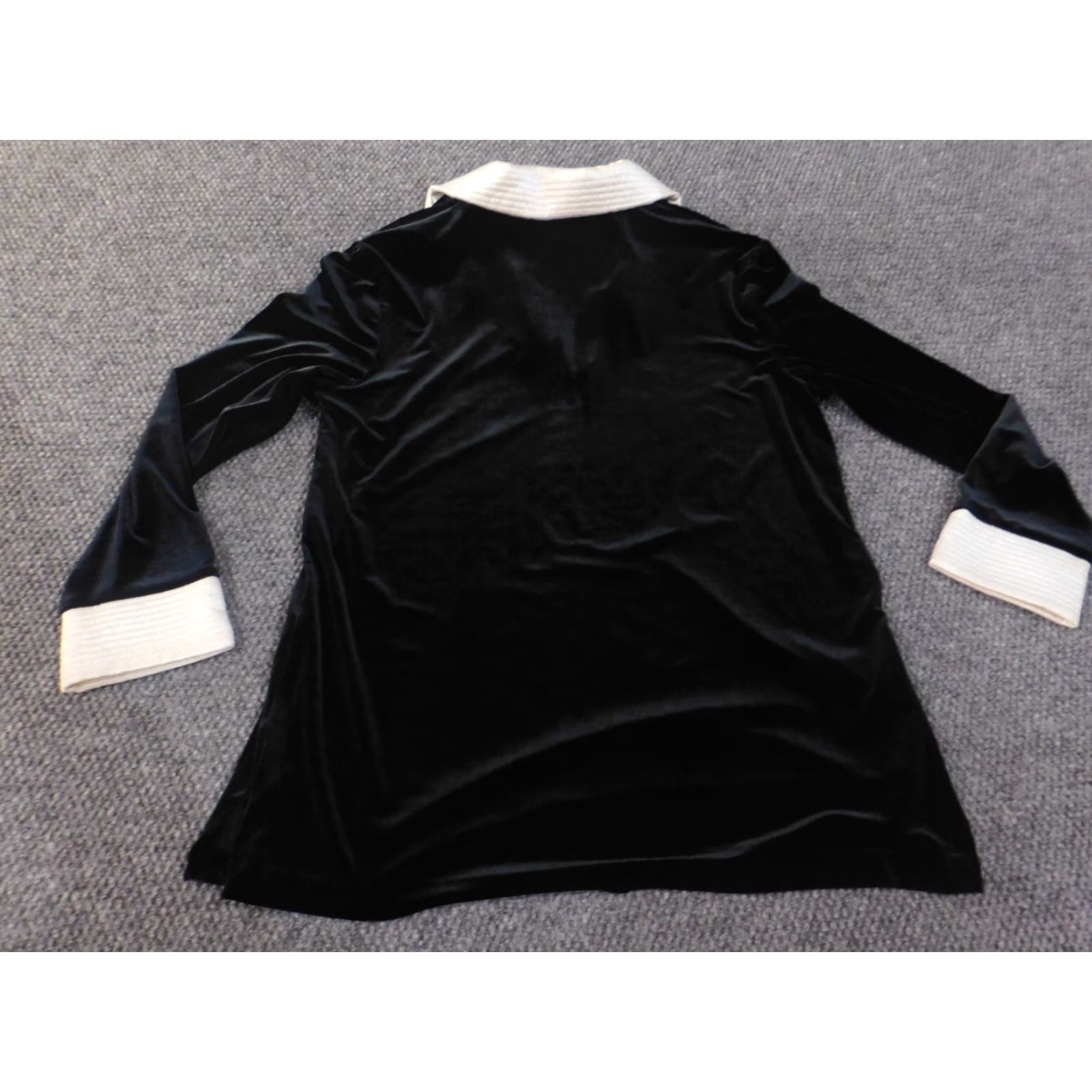 Neiman Marcus Neiman Marcus Sweater Women L Black Velvet Stretch Office Retro Business Crew Neck Long Sleeve Rib Knit Pullover Size L / US 10 / IT 46 - 7 Thumbnail