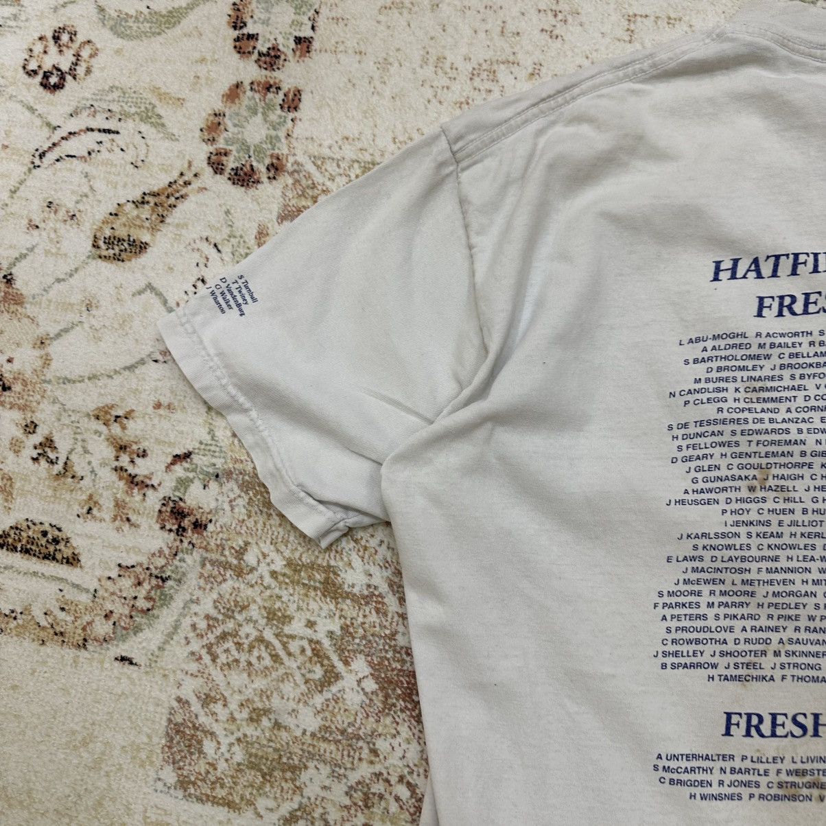Designer × Vintage Vintage Adult Hatfield College T-shirts 2001 Trashed Size US L / EU 52-54 / 3 - 10 Thumbnail