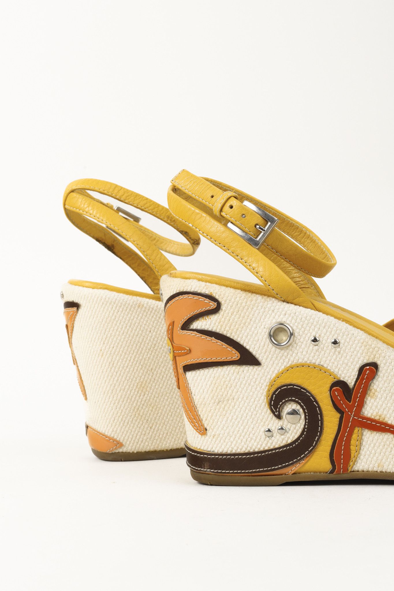 Prada Prada Yellow Platform Beach Theme Espadrille Sandals Size US 10.5 / IT 40.5 - 7 Thumbnail
