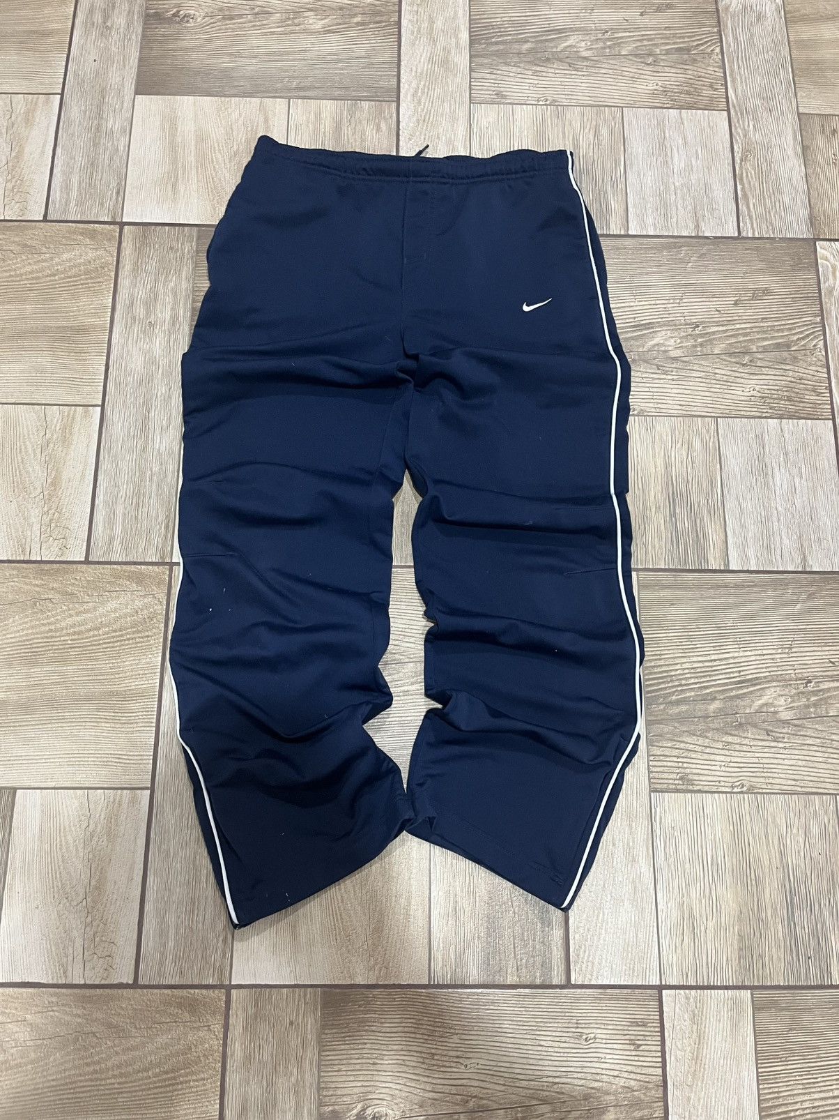 Nike 💎 vintage nike y2k baggy track pants (navy blue) Size US 30 / EU 46 - 2 Thumbnail