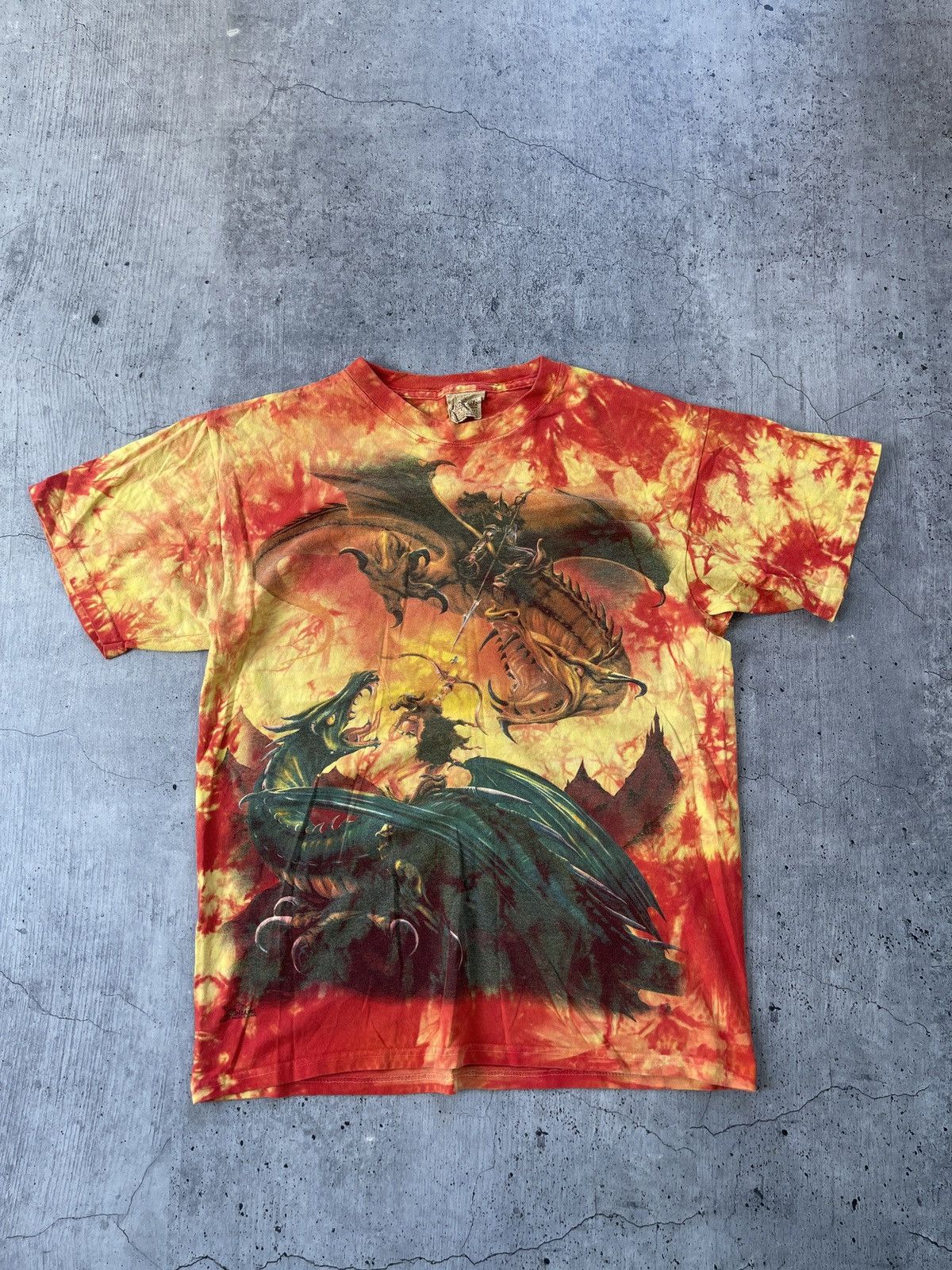 The Mountain × Vintage Crazy Vintage 2001 The Mountain Dragon Flames Battle Tee Size US M / EU 48-50 / 2 - 2 Thumbnail