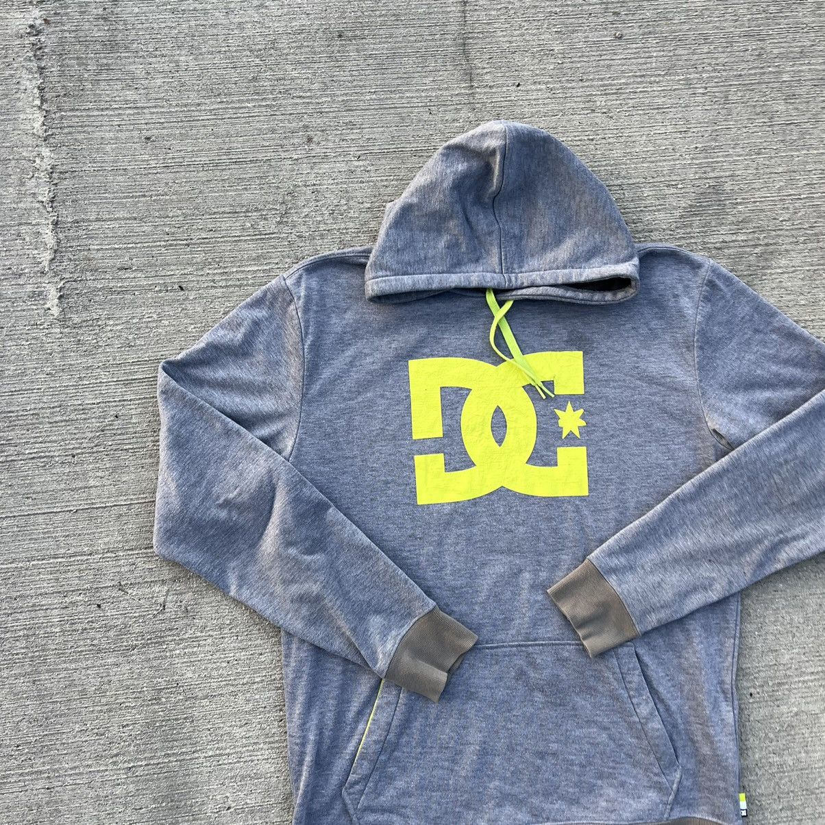 DC × Vintage Y2K DC Shoes Big Logo Hoodie Size US XL / EU 56 / 4 - 3 Thumbnail