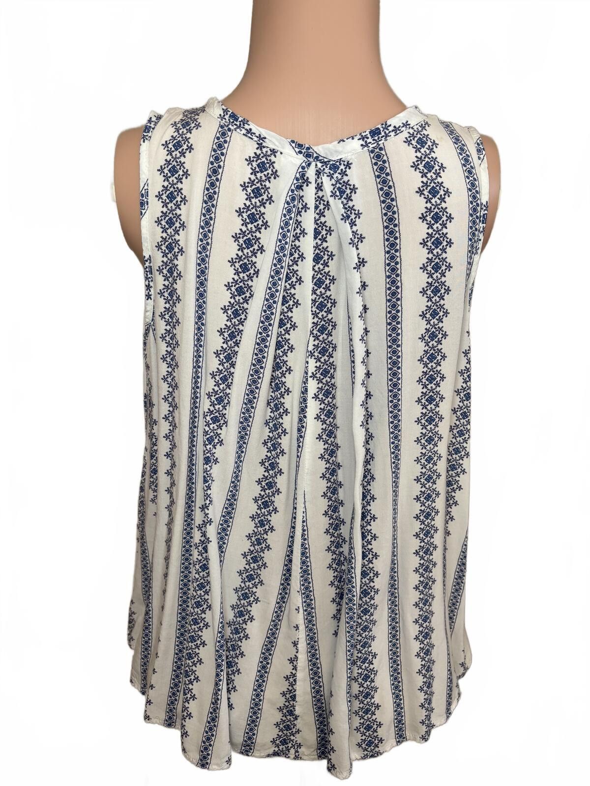 Other Sleeveless White and Blue Coastal Top. Medium. Size M / US 6-8 / IT 42-44 - 5 Thumbnail