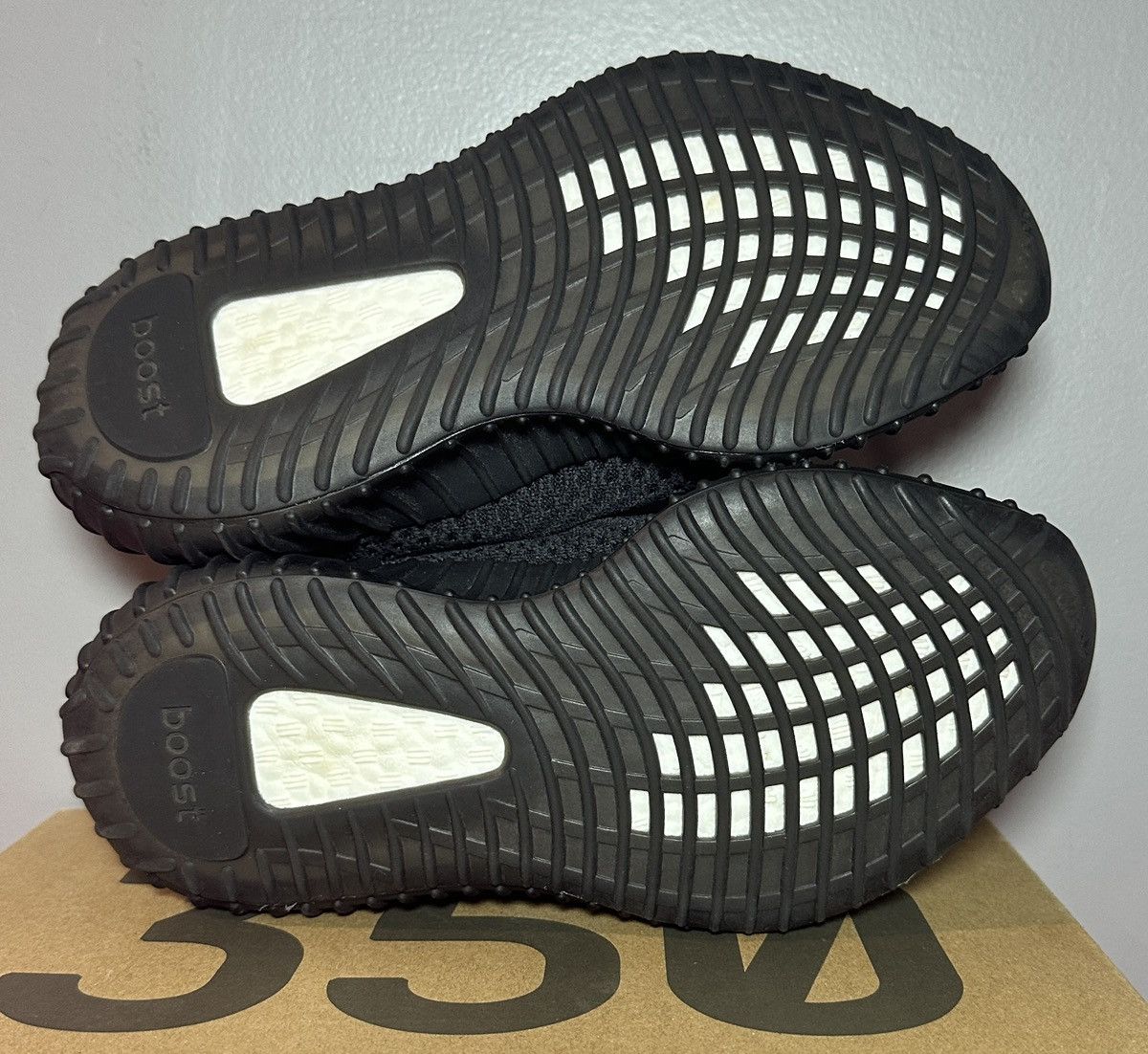 Yeezy Size 5 - Adidas Yeezy Boost 350 V2 Low Black Non-Reflective Size US 5 / EU 37 - 4 Thumbnail