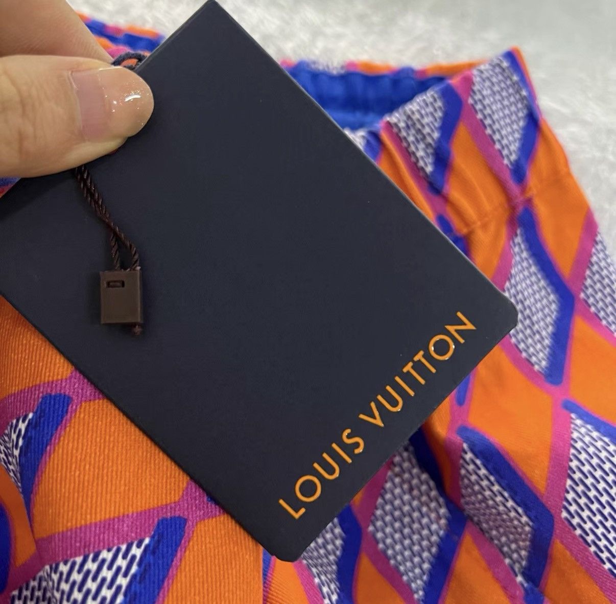 Louis Vuitton Louis Vuitton Diamond All-over Print Shorts J41 Size 28" / US 6 / IT 42 - 4 Thumbnail