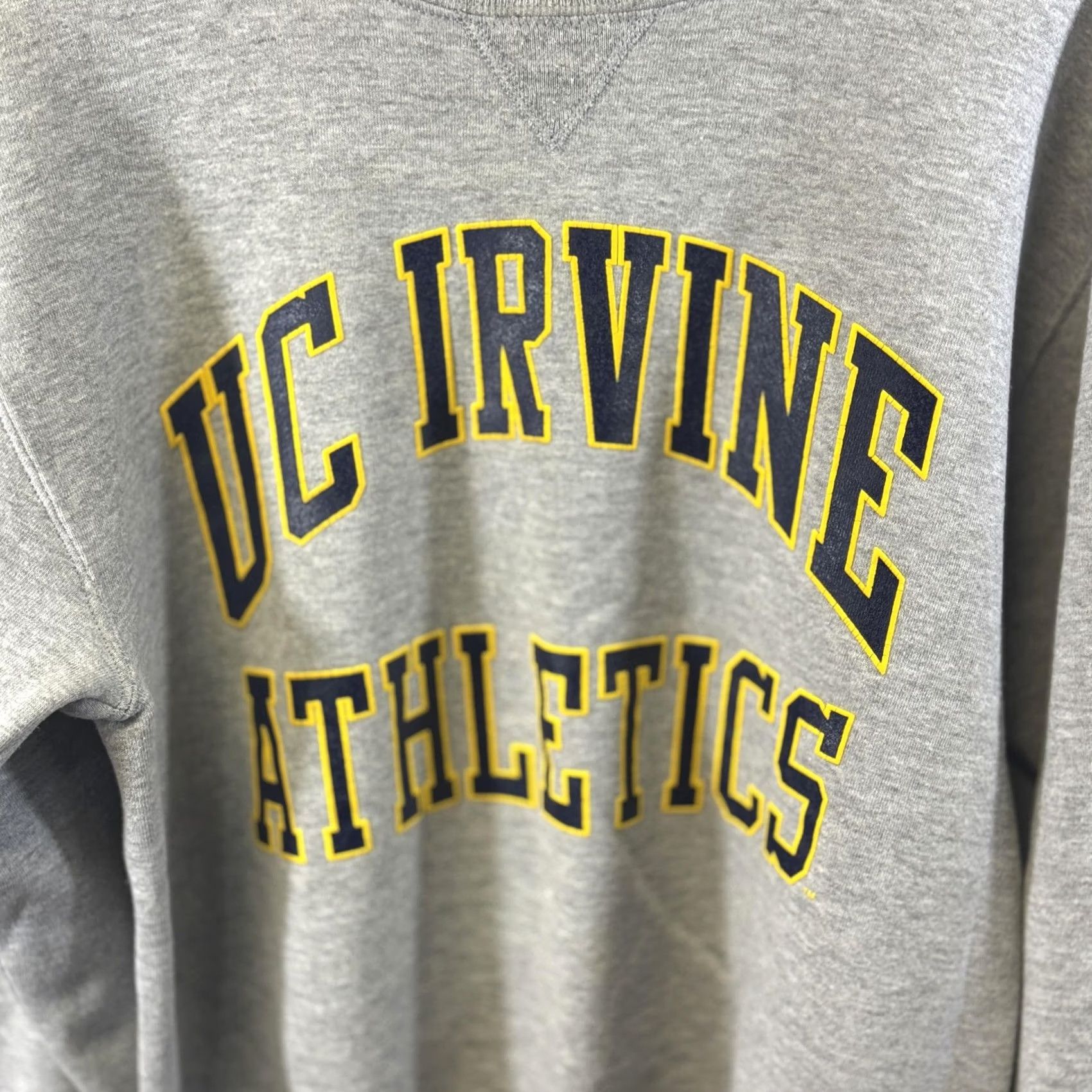 Russell Athletic VINTAGE Russell Athletic UC Irvine Athletics Sweatshirt Mens M Gray Graphic Print 90s US Size US M / EU 48-50 / 2 - 4 Thumbnail