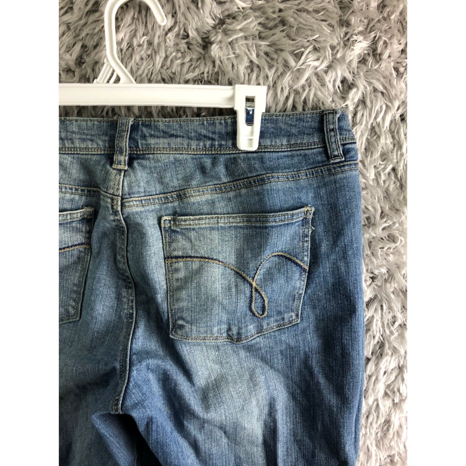 Denime VINTAGE AJ Ashley Straight Leg Womens Size 12 Long Mid Rise Medium Wash Blue Denim Jeans Size 34" / US 12 / IT 48 - 6 Thumbnail