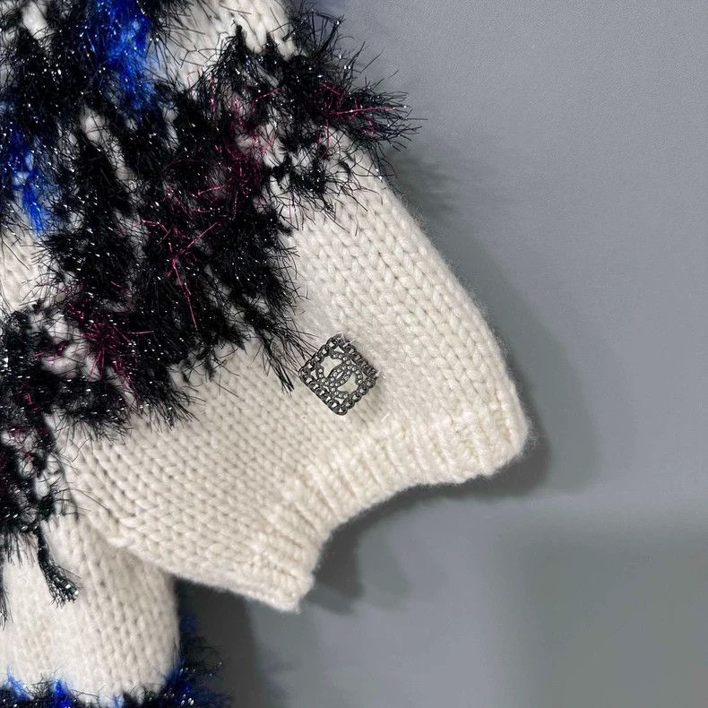 Chanel Chanel Autumn and winter colorful bright line cashmere shor Size XS / US 0-2 / IT 36-38 - 4 Thumbnail