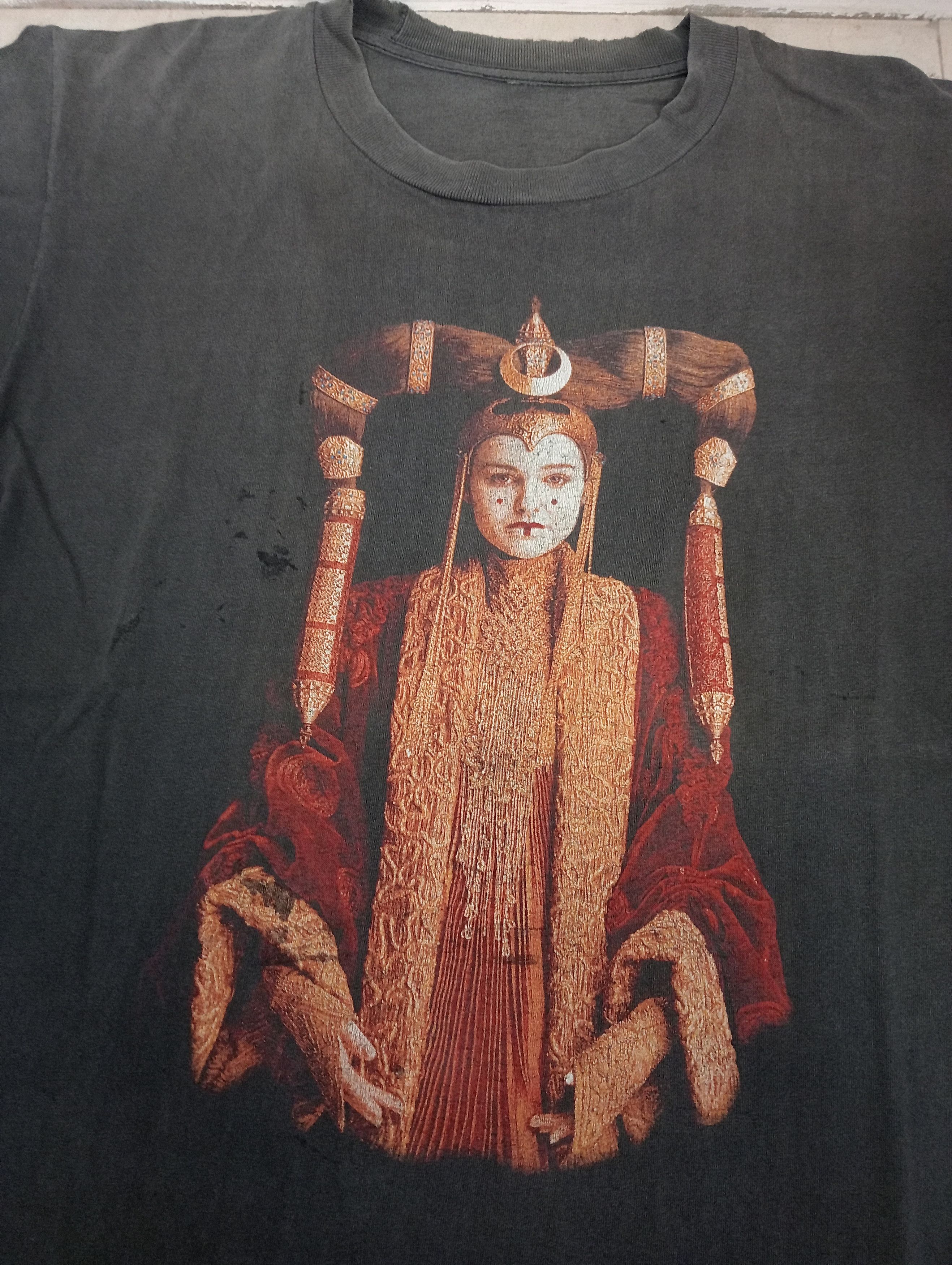 Vintage vintage queen amidala star wars distressed Size US M / EU 48-50 / 2 - 4 Thumbnail