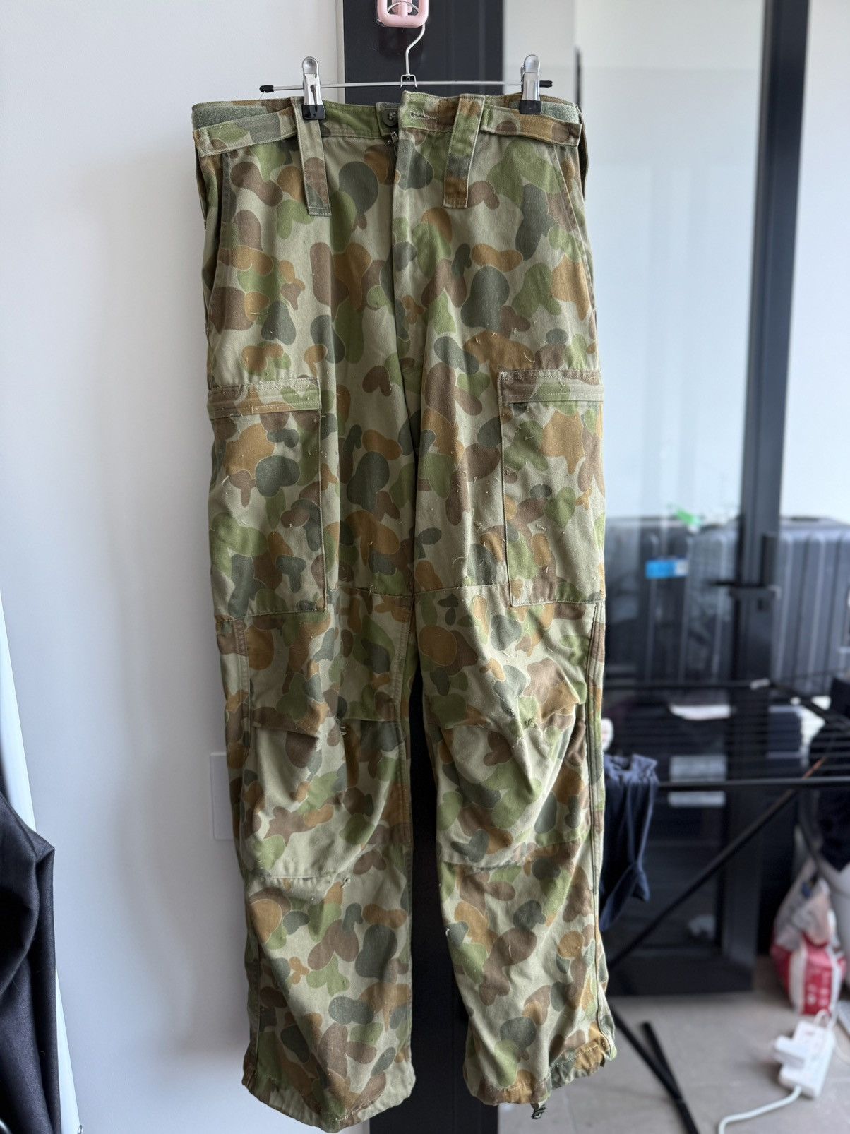 Vintage Vintage Military Cargo Pants Size US 34 / EU 50 - 1 Thumbnail