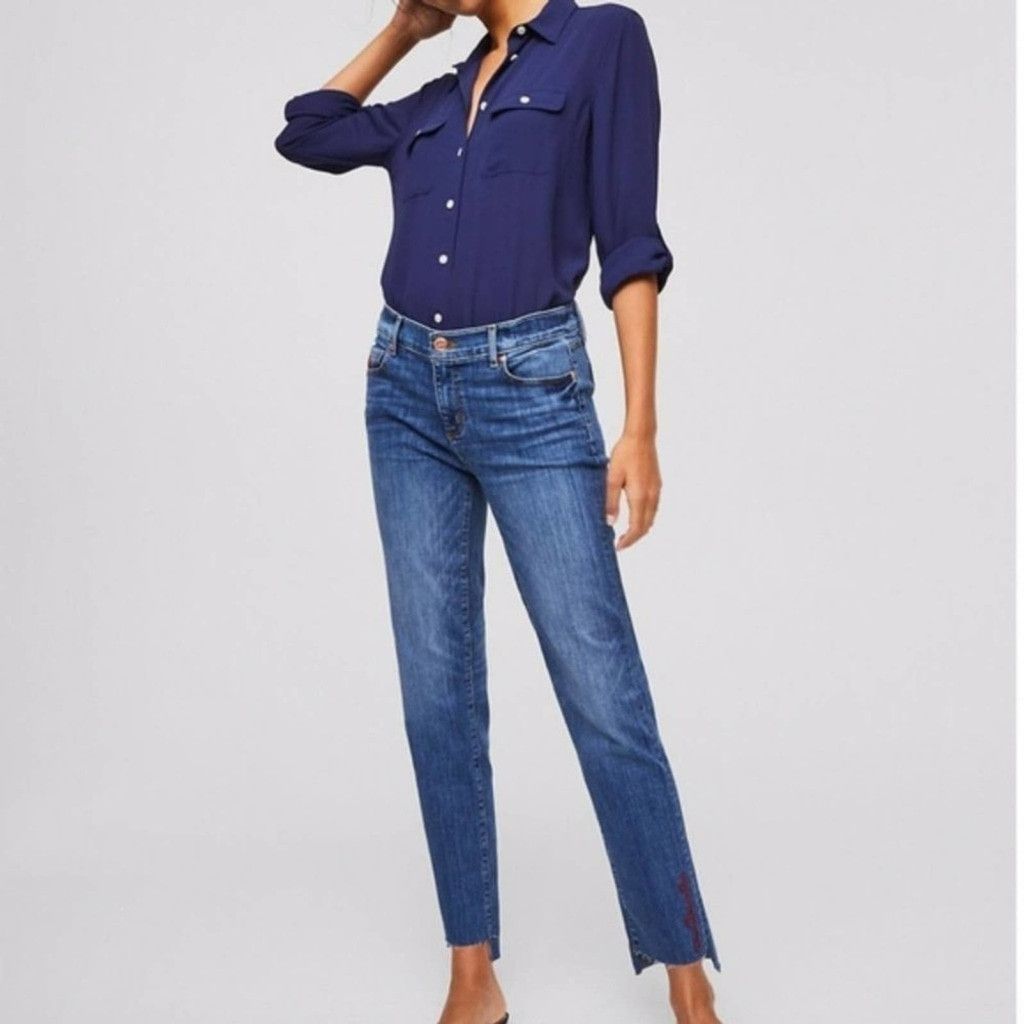 Loft LOFT Heartbreaker Jeans Straight Step Hem Embroidered Sz 28 Size 28" / US 6 / IT 42 - 1 Thumbnail