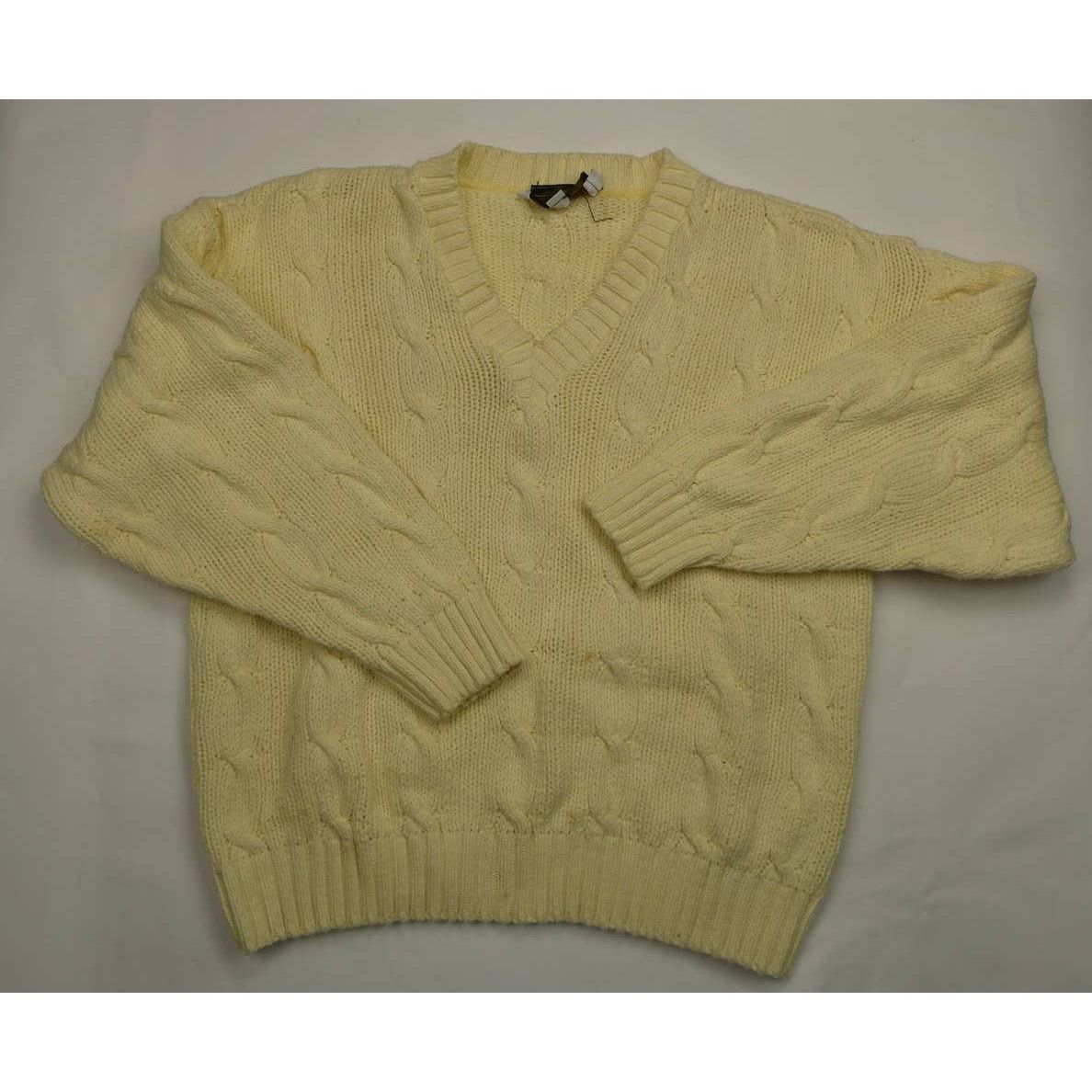 Eddie Bauer vintage Eddie Bauer cable knit sweater, Made in USA, medium Size US M / EU 48-50 / 2 - 1 Thumbnail