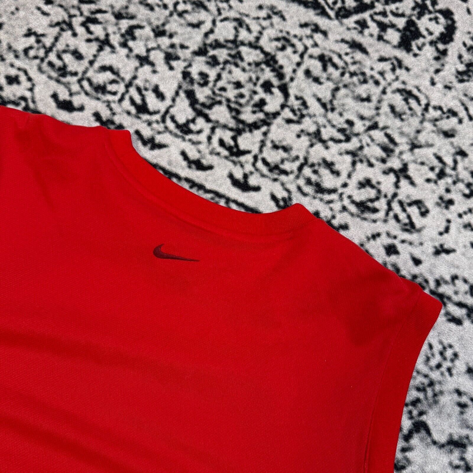Nike × Vintage Vintage Nike Unisex Red Polyester Vest Jersey Tank Top SizeM Size US M / EU 48-50 / 2 - 9 Thumbnail