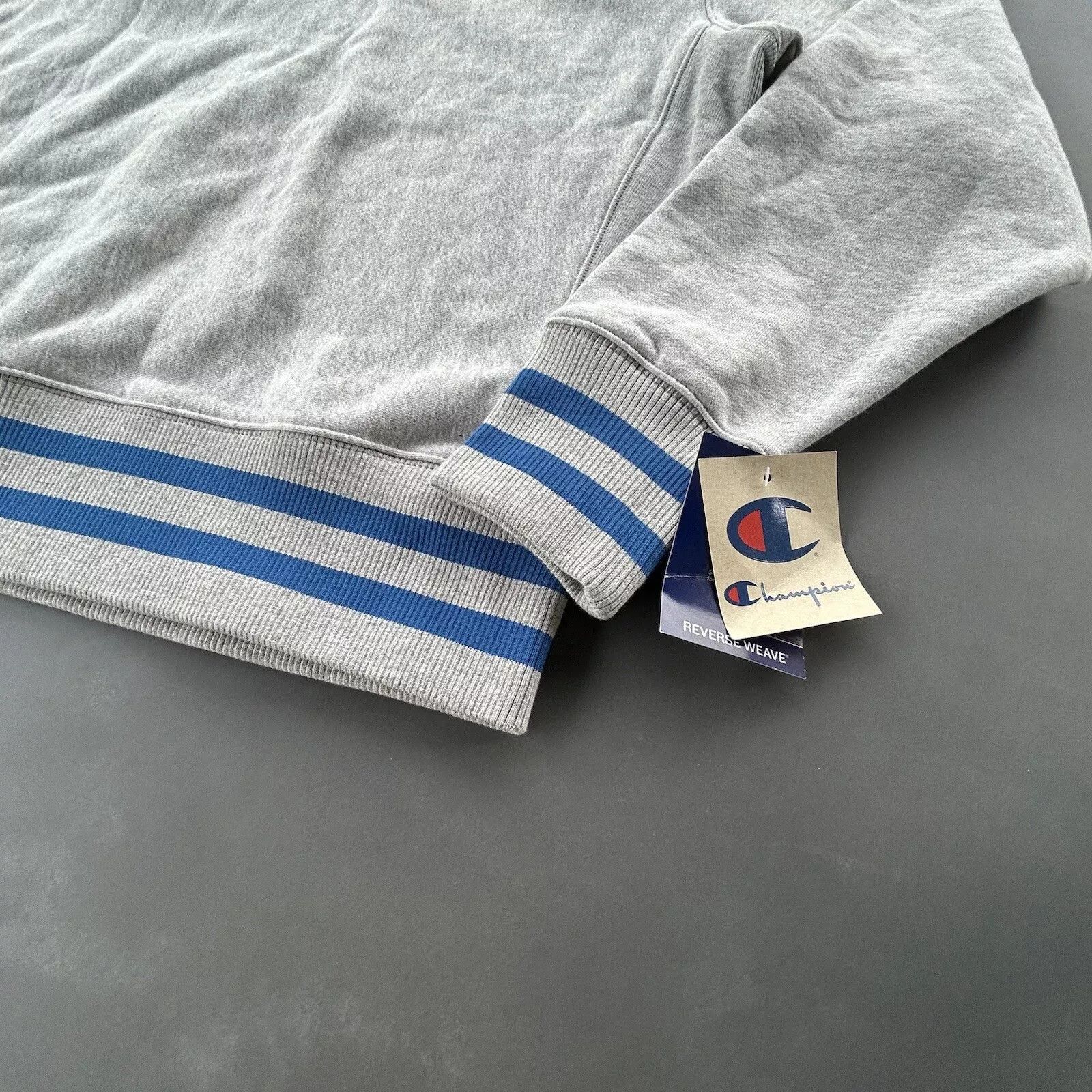 Champion Champion Reverse Weave Sweater Mens L Gray Size US L / EU 52-54 / 3 - 6 Thumbnail