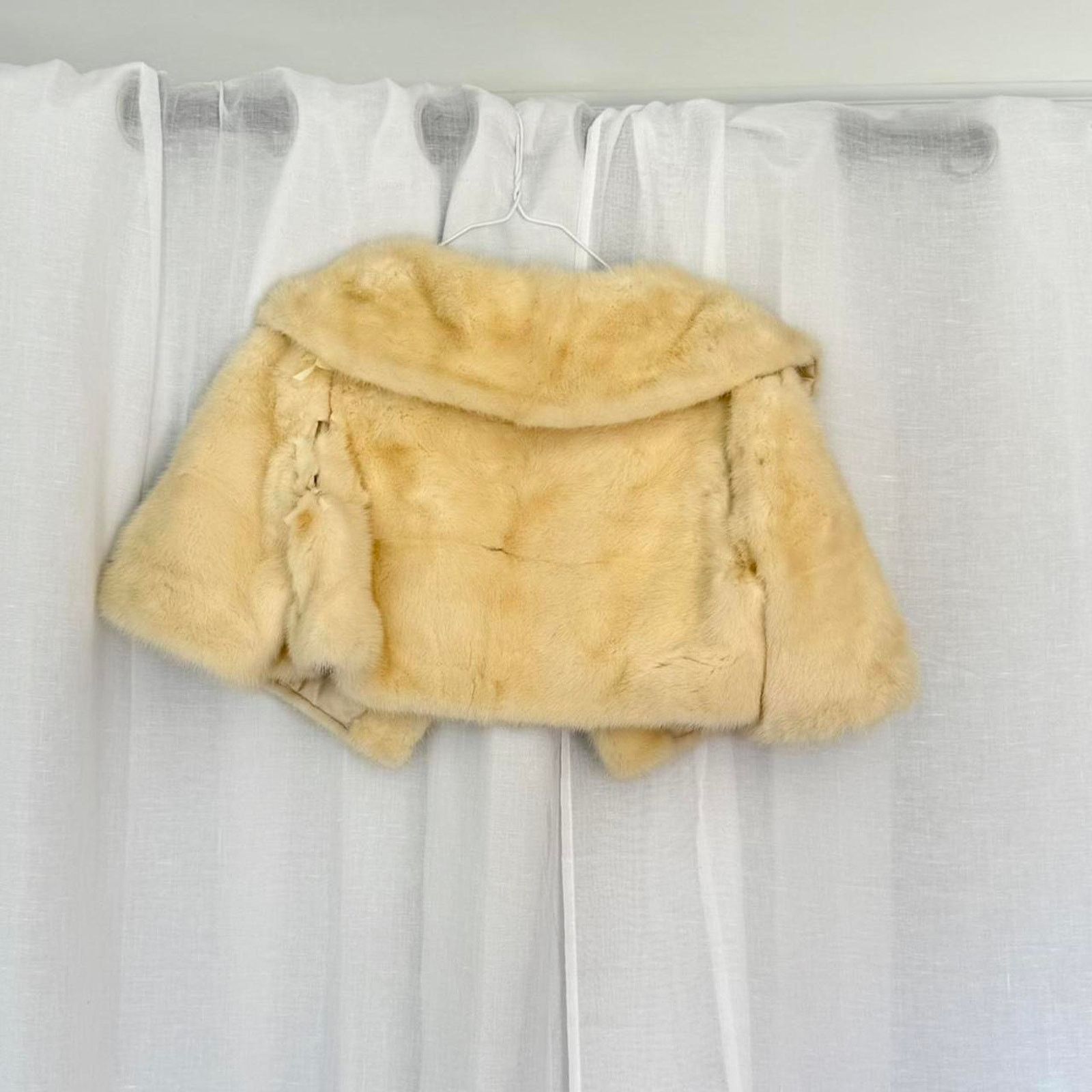 Vintage ✿ ⋆ 𓆩♡𓆪 Vintage Cream Faux Fur Cropped Jacket 𓆩♡𓆪 ⋆ ✿ Size S / US 4 / IT 40 - 4 Thumbnail