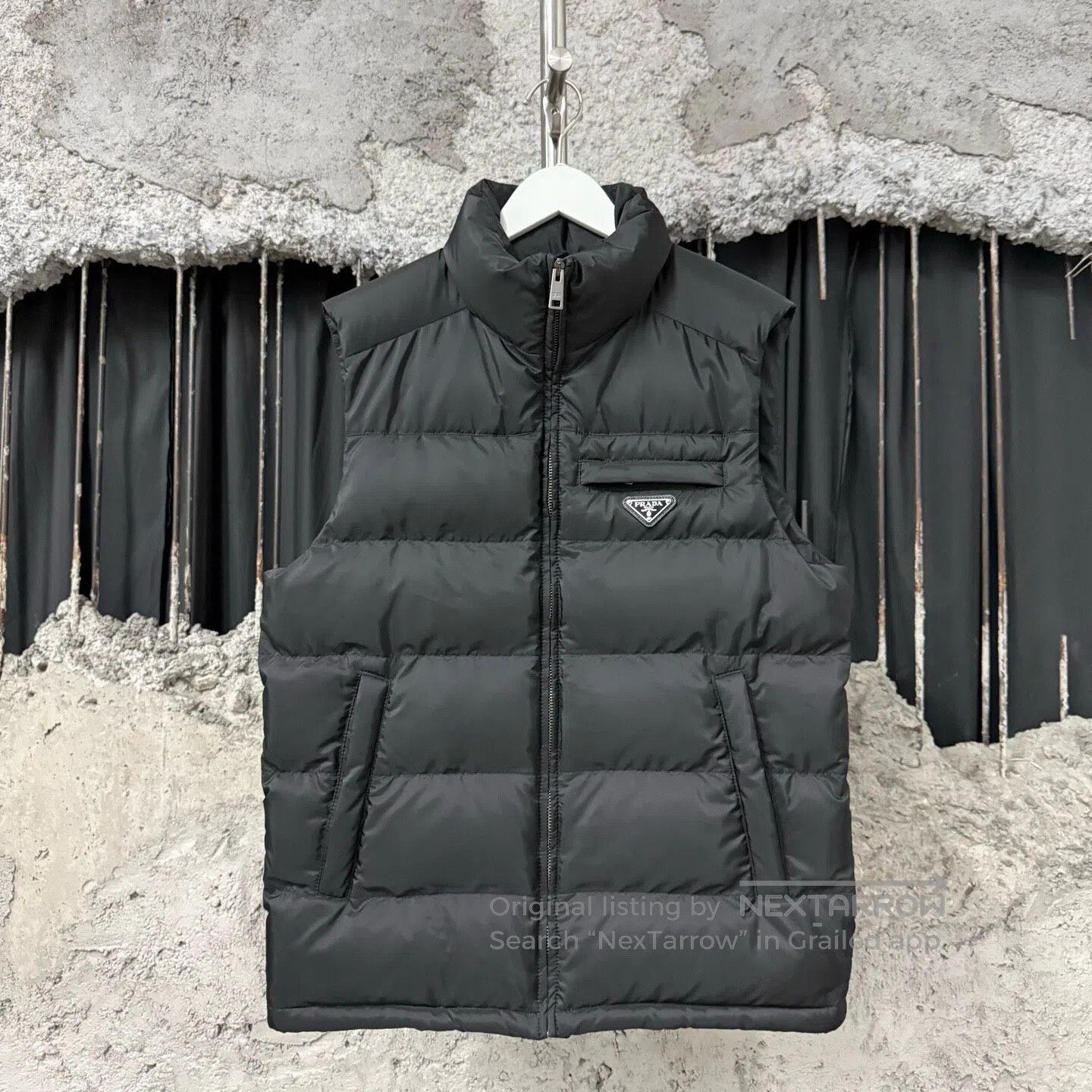 山本和男　PRADA archive down vest Goretex × Prada Archive 2003 Prada Sport Gore-Tex Vest Re Nylon
