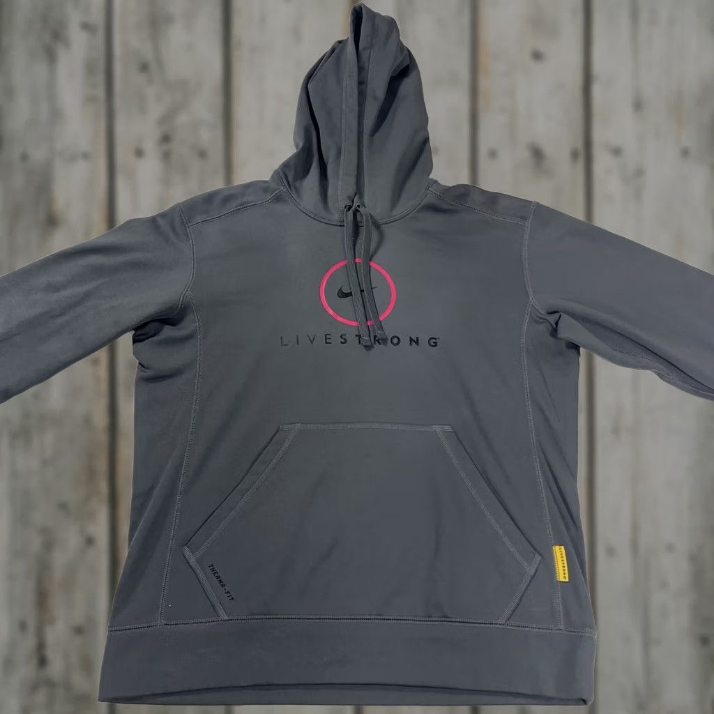 Nike Nike M Hoodie Sweatshirt Gray Therma-Fit Swoosh Livestrong Center Size US M / EU 48-50 / 2 - 1 Thumbnail