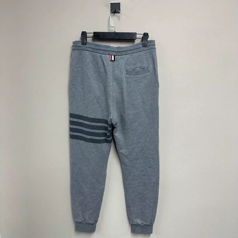Thom Browne Thom Browne size2 Classic grey four-barrel trousers Size US 27 - 2 Thumbnail