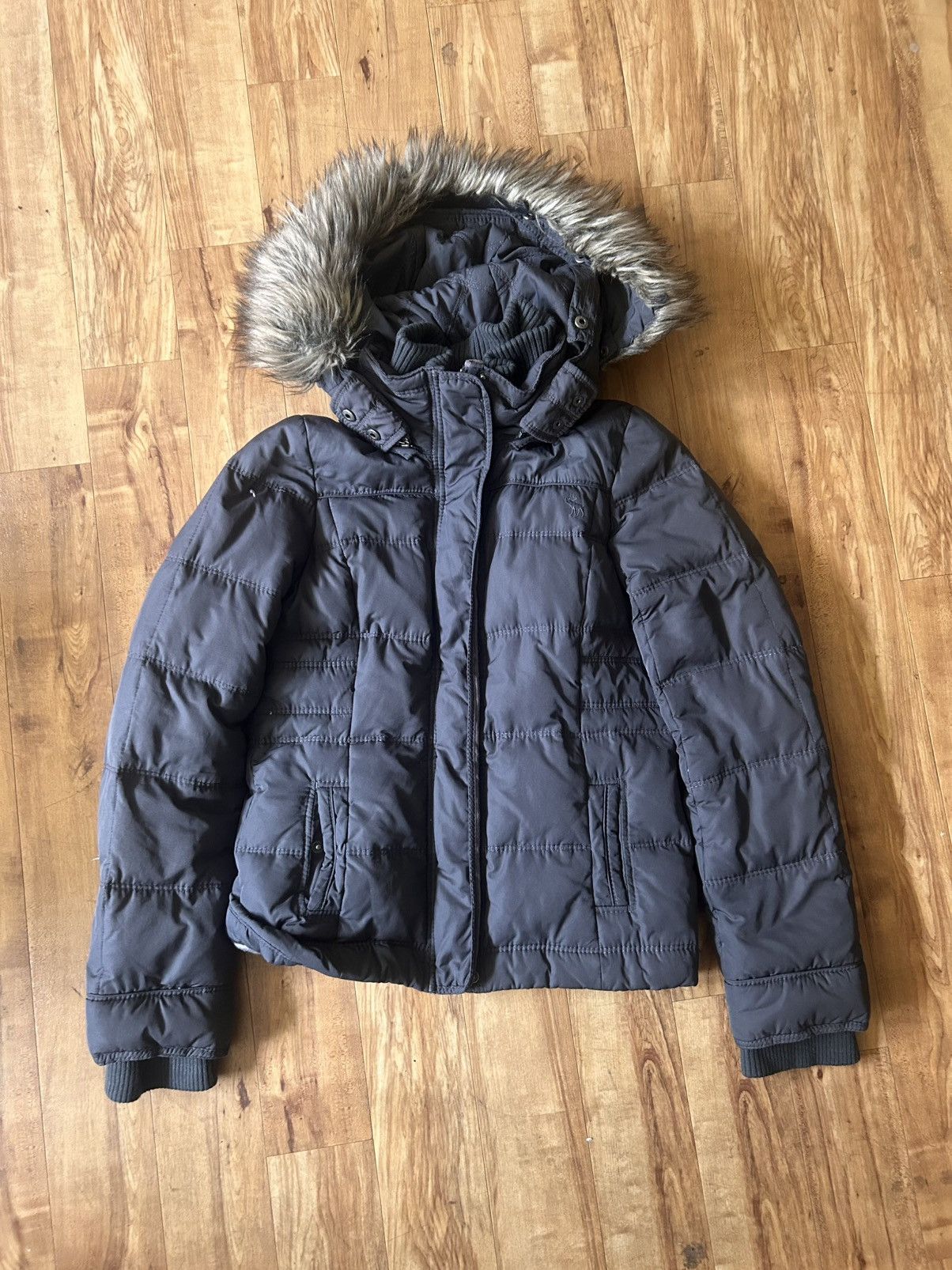 Abercrombie & Fitch Abercrombie & Fitch Fur Puffer Size M / US 6-8 / IT 42-44 - 1 Thumbnail