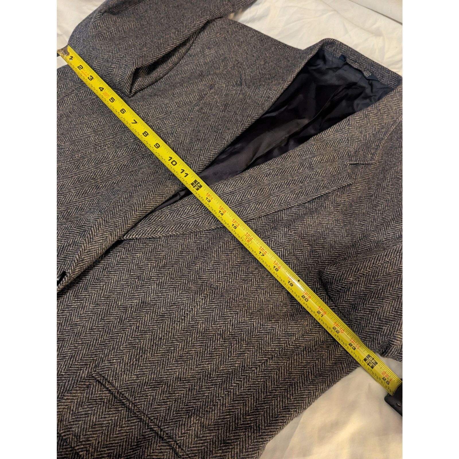 Lands' End Land End Tweed Lambswool Herringbone Blazer 48 Reg 2 button Size 48R - 7 Thumbnail