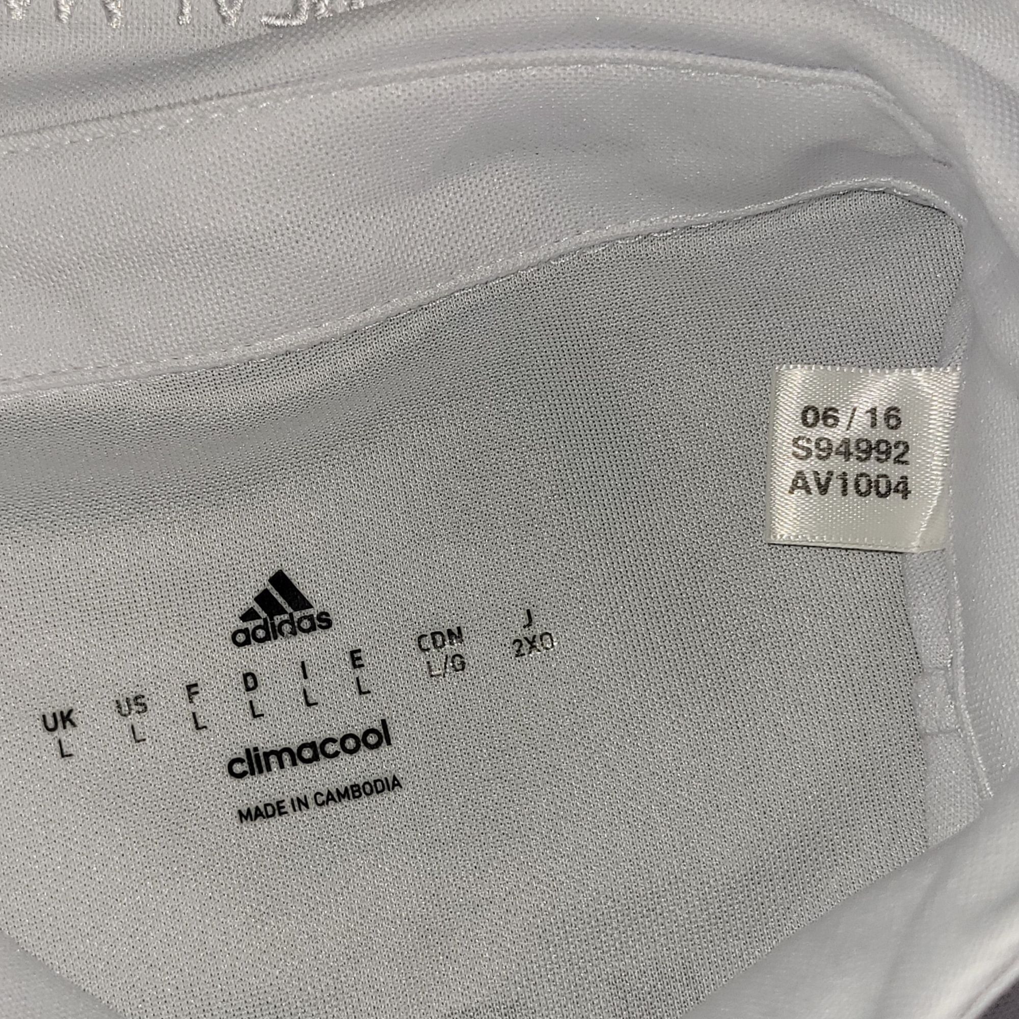 Adidas Cristiano Ronaldo Real Madrid 2016 2017 Soccer Jersey L Size US L / EU 52-54 / 3 - 7 Thumbnail