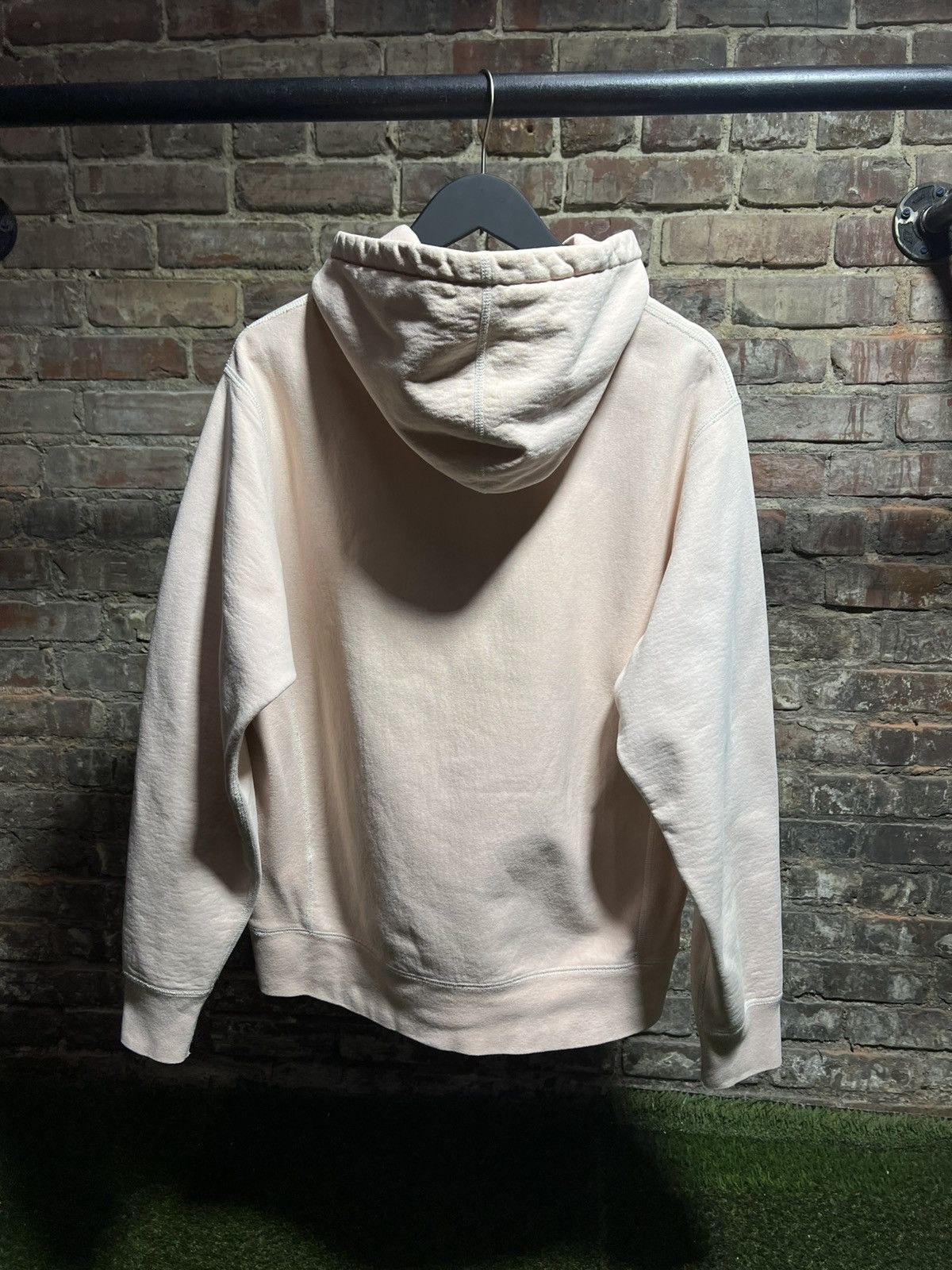 Supreme Supreme Pink Arc Logo Hoodie Size US M / EU 48-50 / 2 - 2 Thumbnail