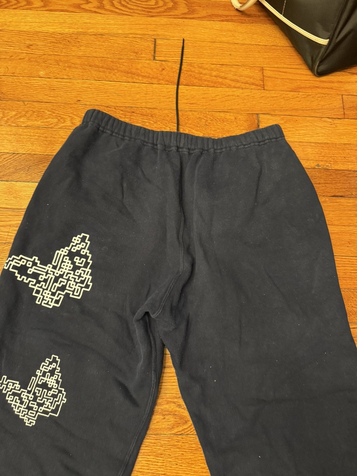 HIDDEN × Needles Needles Hidden NY Pixel Butterfly Sweatpants in Navy Medium Size US 34 / EU 50 - 6 Thumbnail