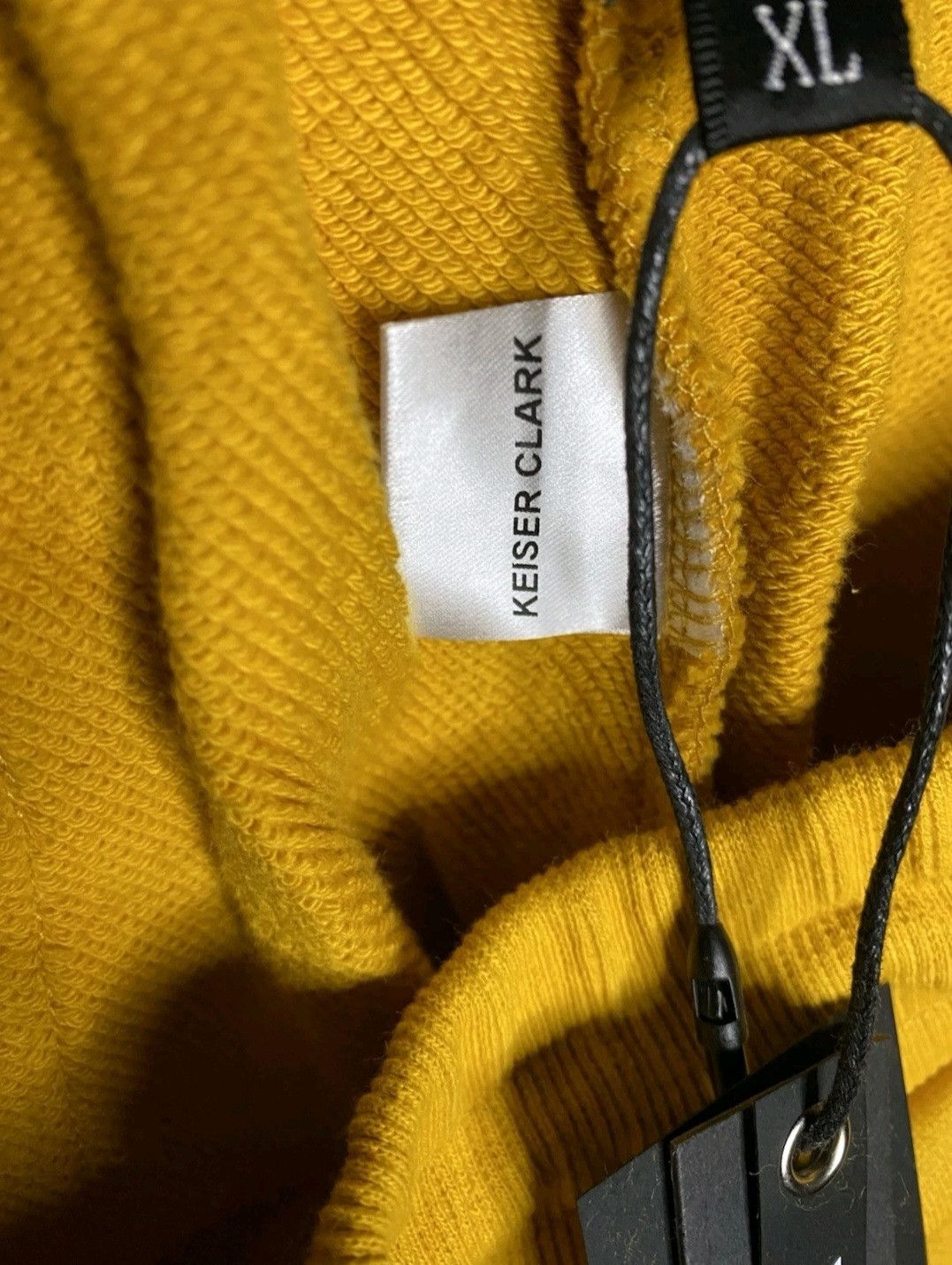 Keiser Clark KEISER CLARK SURFIN' SWEATSHORT CALI YELLOW BLACK Size XL Size US 37 - 6 Thumbnail