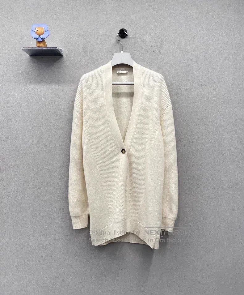 Hermes Hermes Beige cashmere cardigan Size XS / US 0-2 / IT 36-38 - 1 Thumbnail