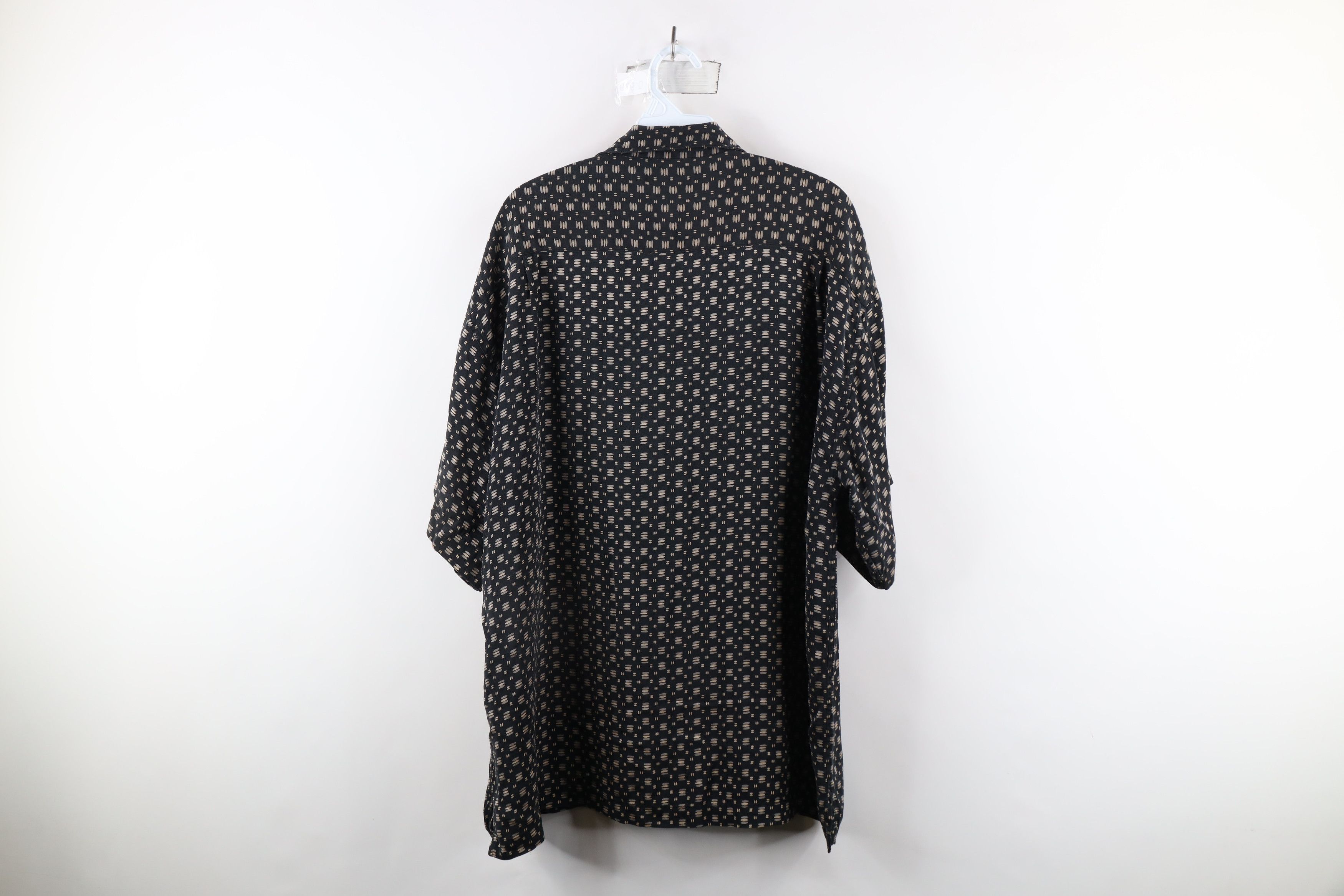 Vintage Vintage 90s Streetwear Short Sleeve Collared Button Shirt Size US XL / EU 56 / 4 - 7 Thumbnail