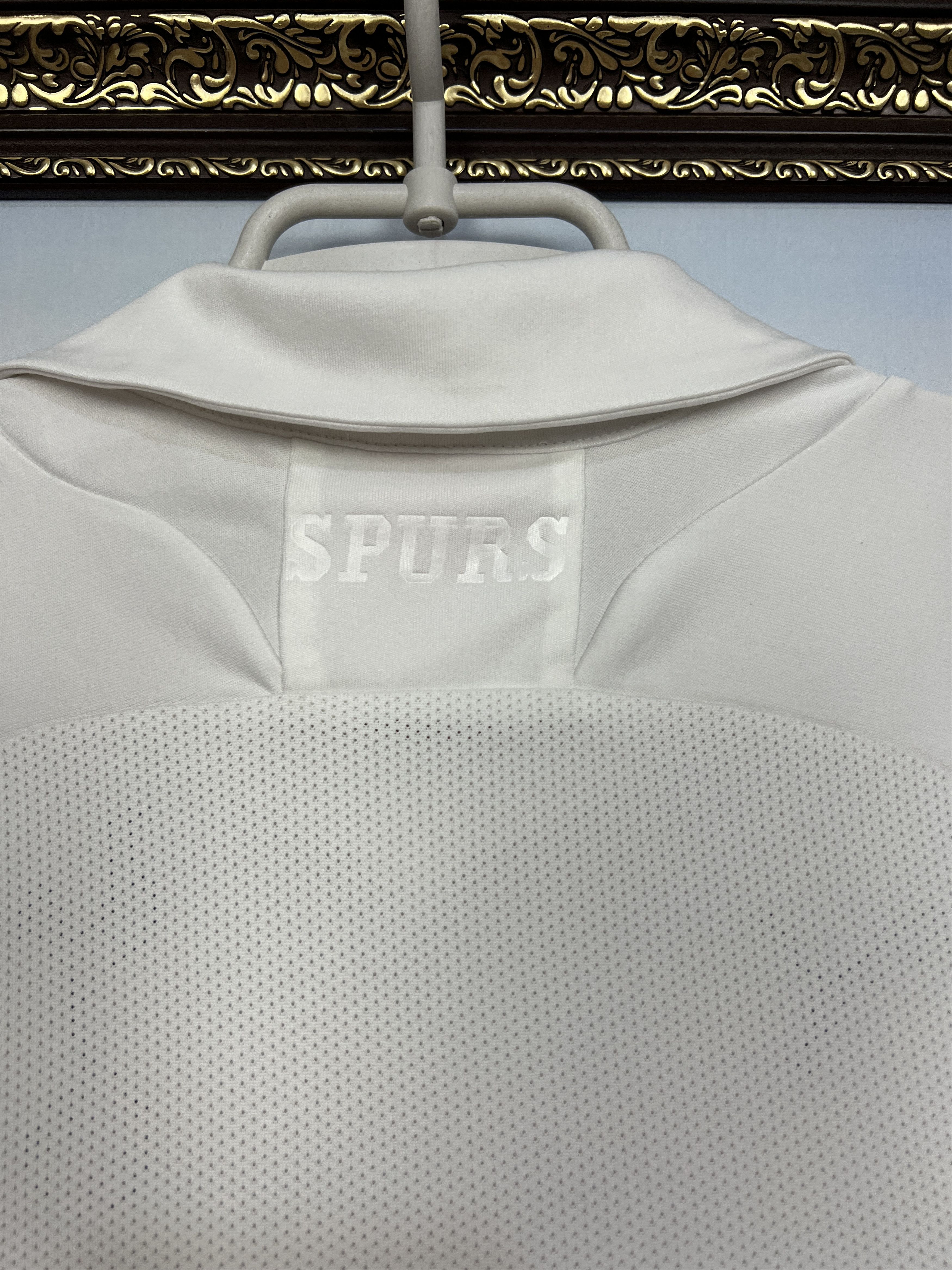 Puma Tottenham Hotspur football shirt Soccer Jersey Size Boys L Size US XXS / EU 40 - 10 Thumbnail