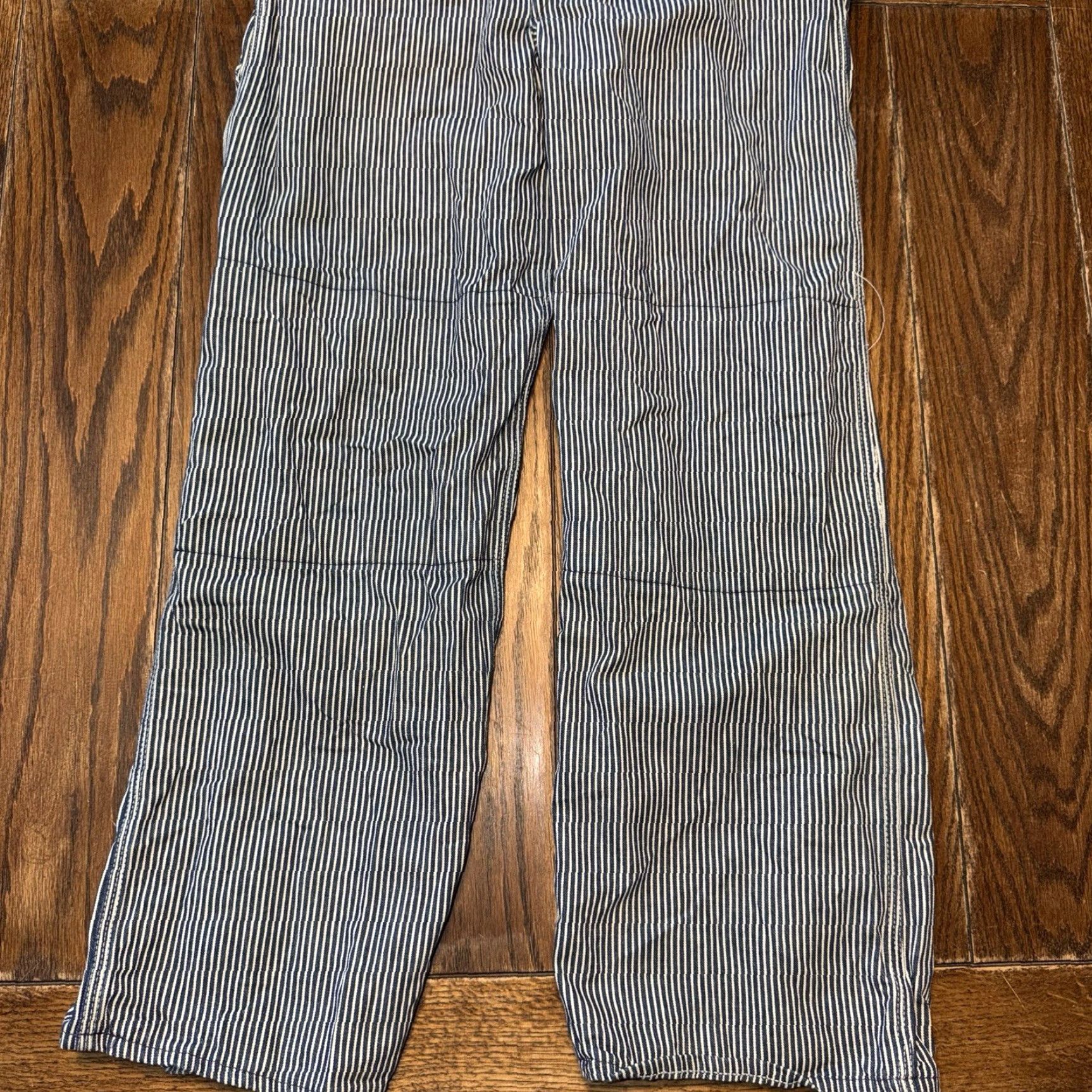 Lee VINTAGE Lee Overalls Union Made In USA Striped Button Fly 38x30 Denim Blue White Stripe 70s Farmers Work Mens Size US 38 / EU 54 - 6 Thumbnail