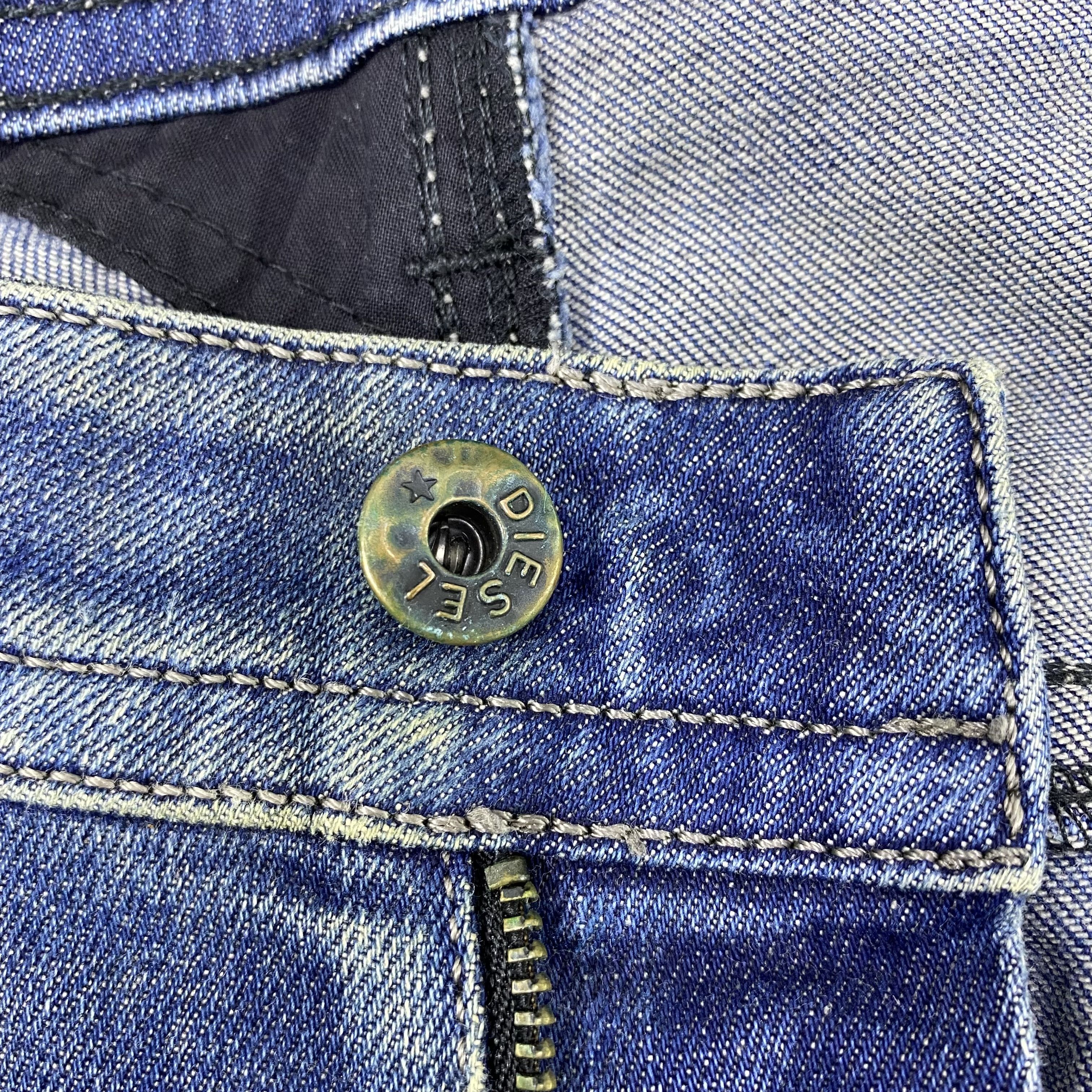 Diesel Diesel Distressed Blue Wash Jeans-J1169 Size US 33 - 10 Thumbnail
