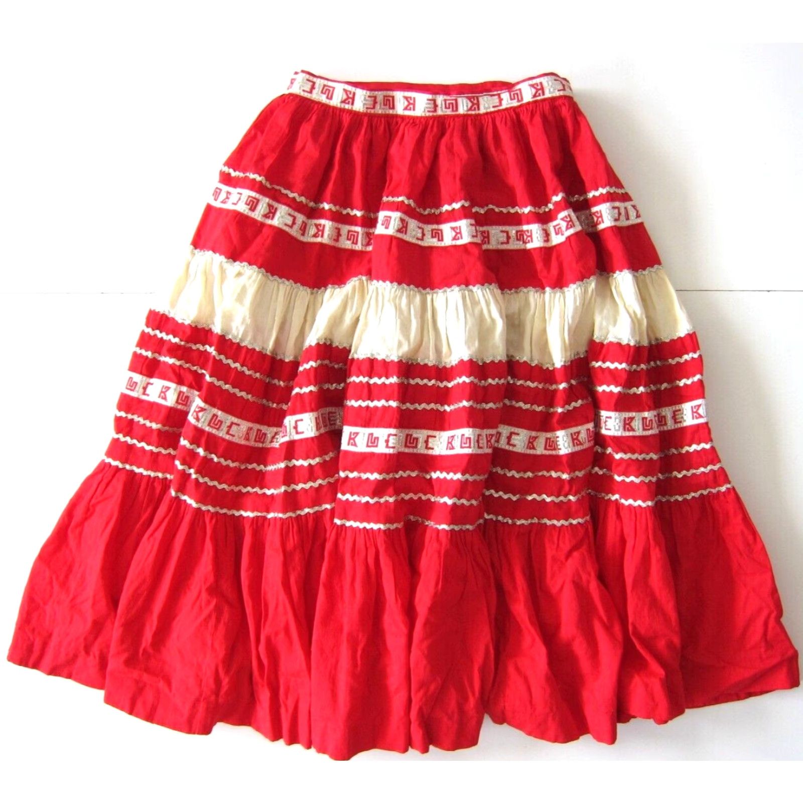 DANCER VINTAGE Handmade Red Ivory Cotton Embroidered Pettiskirt Square Dance XS Skirt Womens Vintage Cowboy Western Size 26" / US 2 / IT 38 - 7 Thumbnail