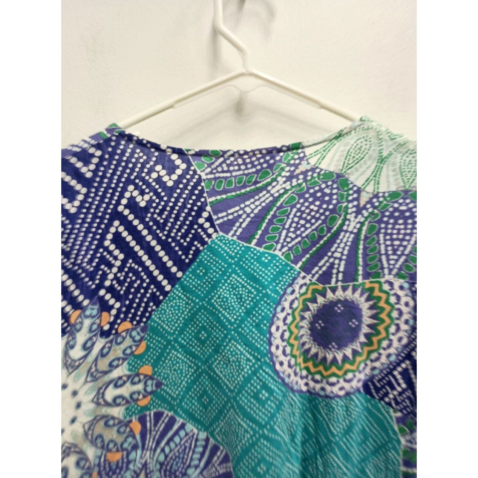 Vintage Chicos Womens Wearable Art Top Medium Blue Abstract 3/4 Sleeve Pullover Casual Shirt Womens Art Top 3/4 Sleeve Blue Pullover Casual Chico's Size M / US 6-8 / IT 42-44 - 7 Thumbnail